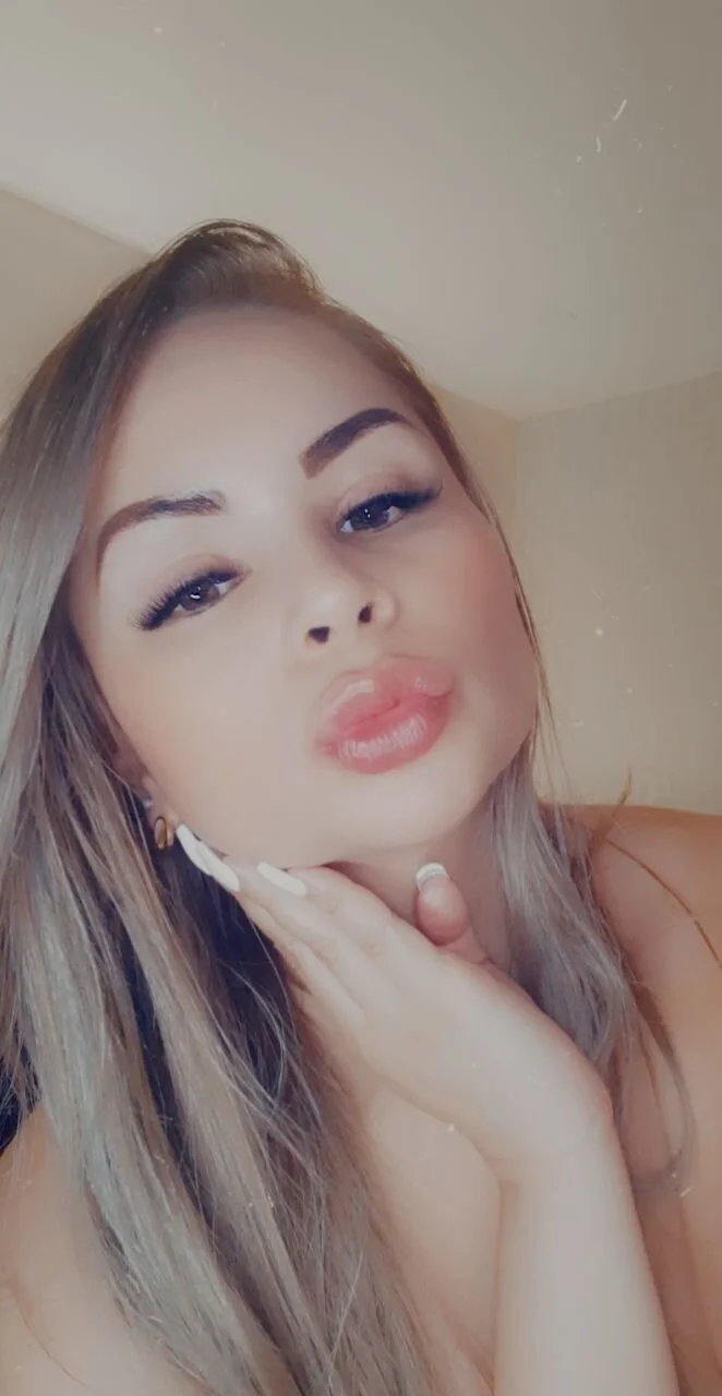 XXX Porn Photo of Nude AngelMonrroe 2