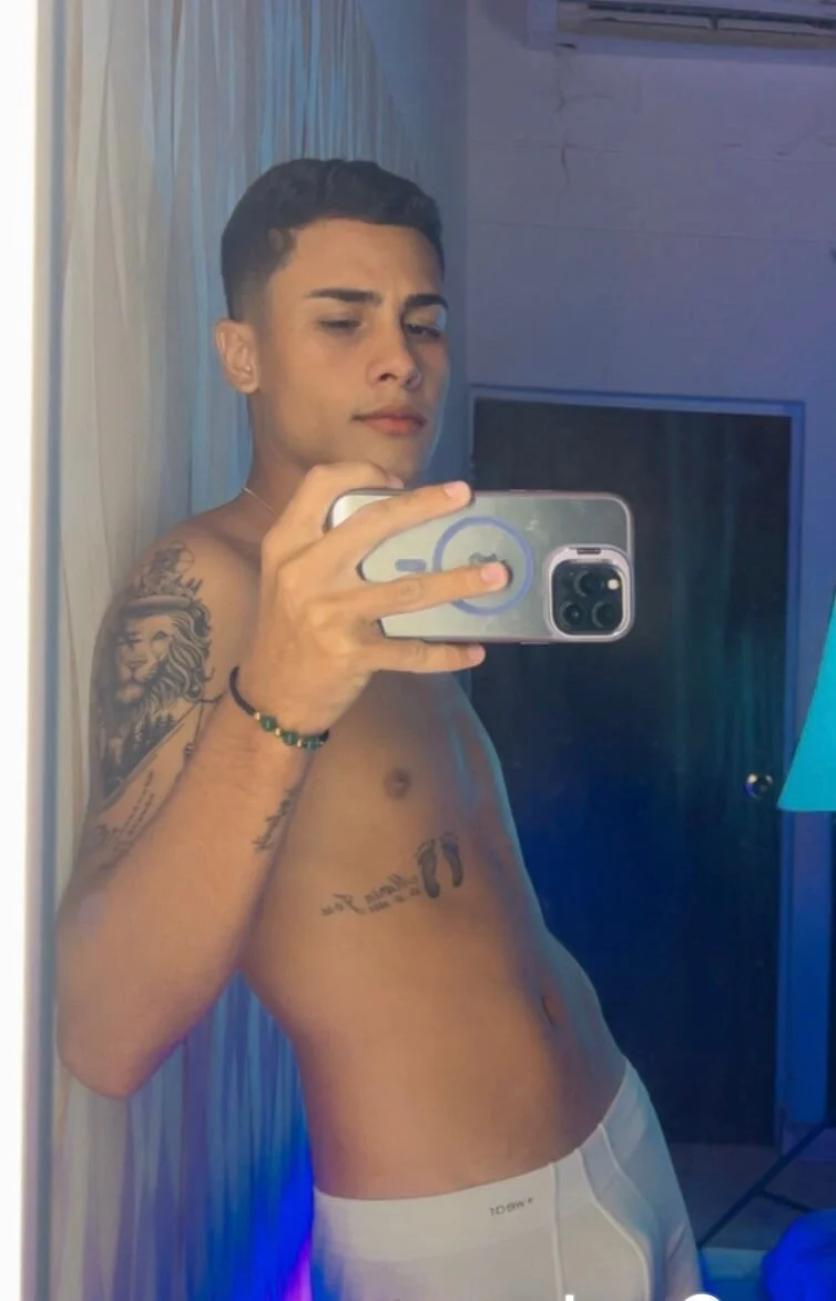 XXX Porn Photo of Nude Bigx_Twink__ 18