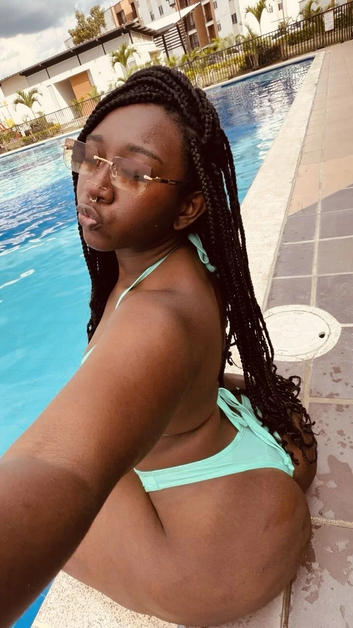 XXX Porn Photo of Nude ZahhyFrequency 107