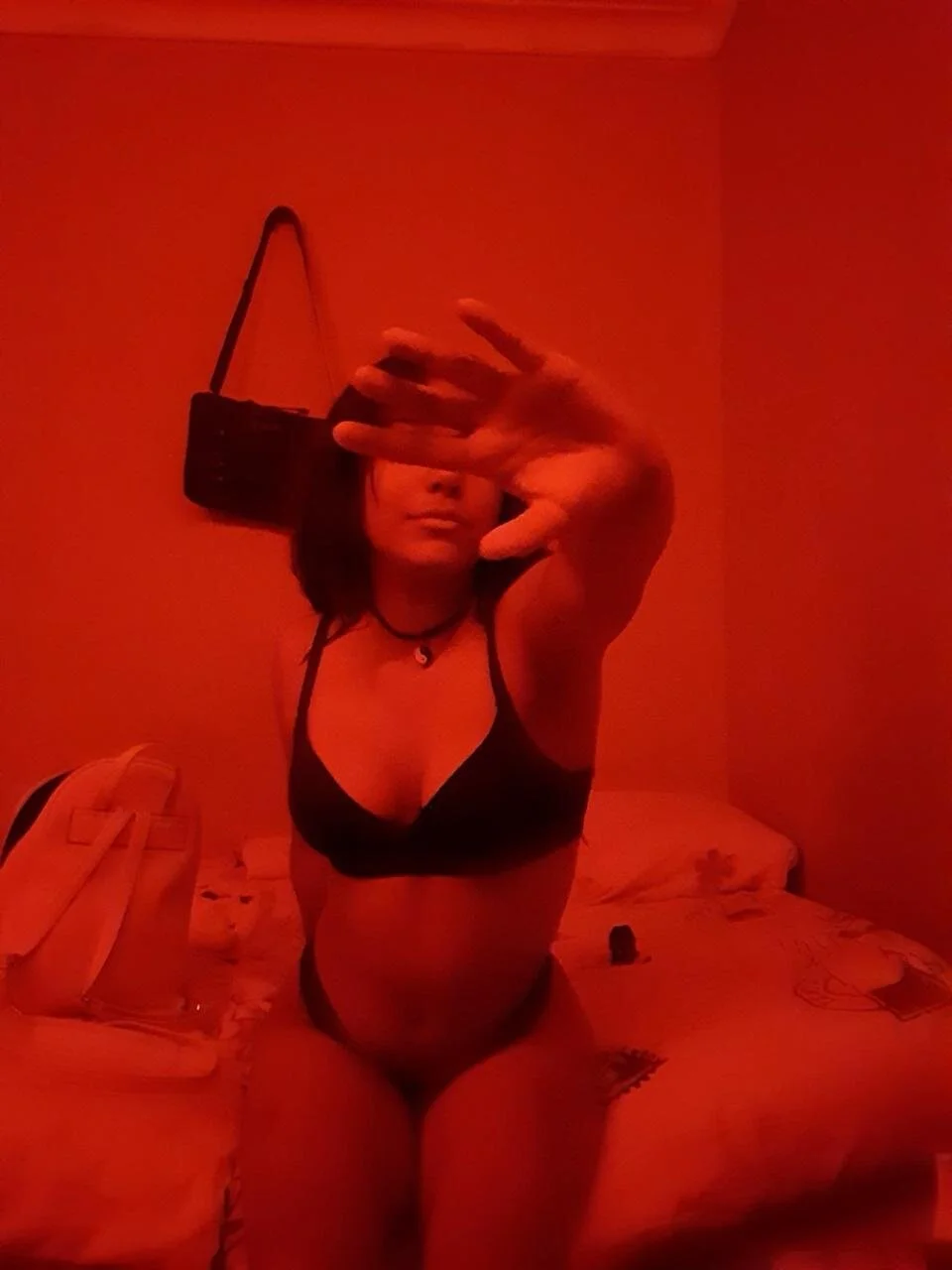 XXX Porn Photo of Nude gisell_taylor18 3