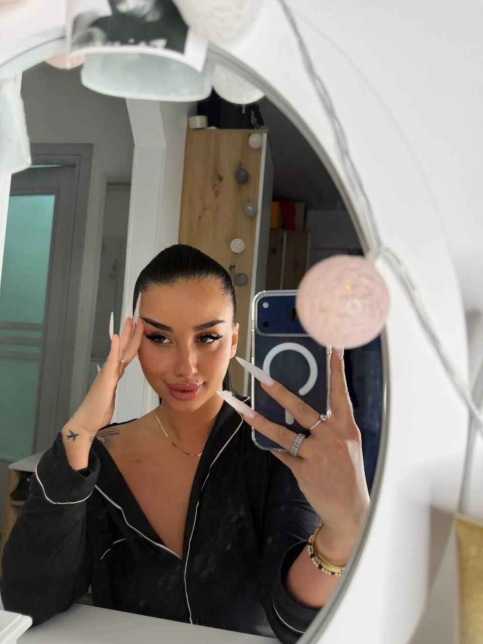 XXX Porn Photo of Nude BlueEyes_BB 30