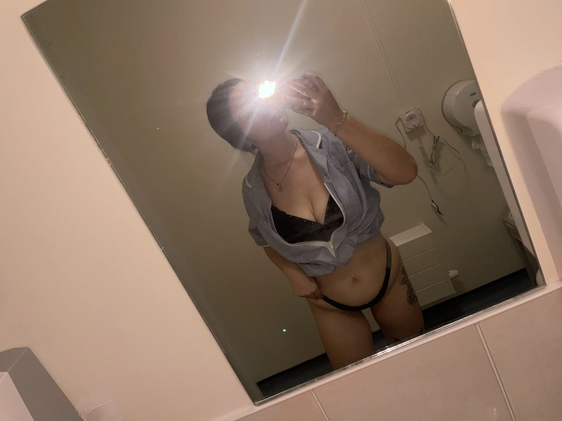 XXX Porn Photo of Nude PoppySlut6999 16