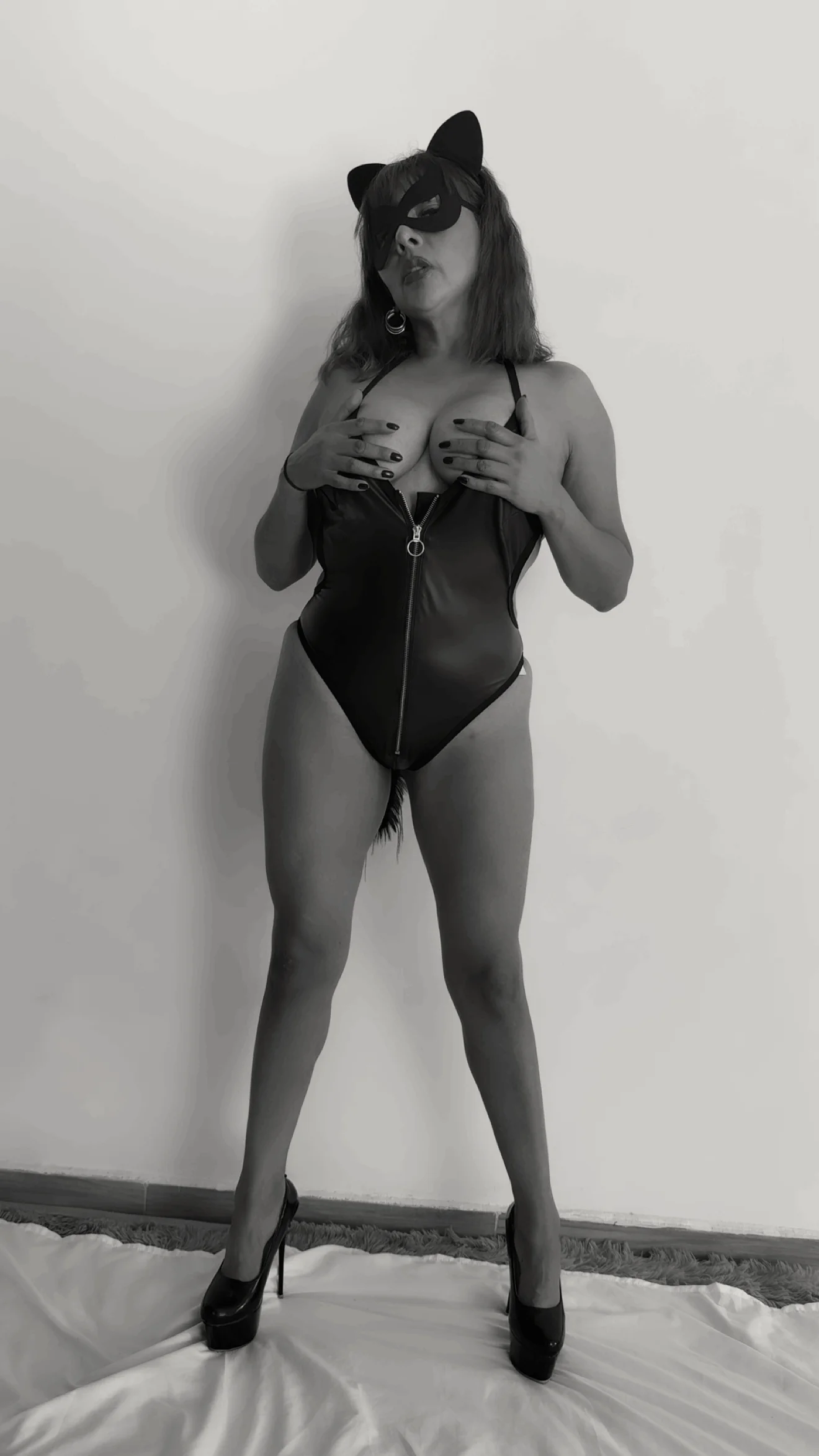 XXX Porn Photo of Nude Niki_Fox111 21