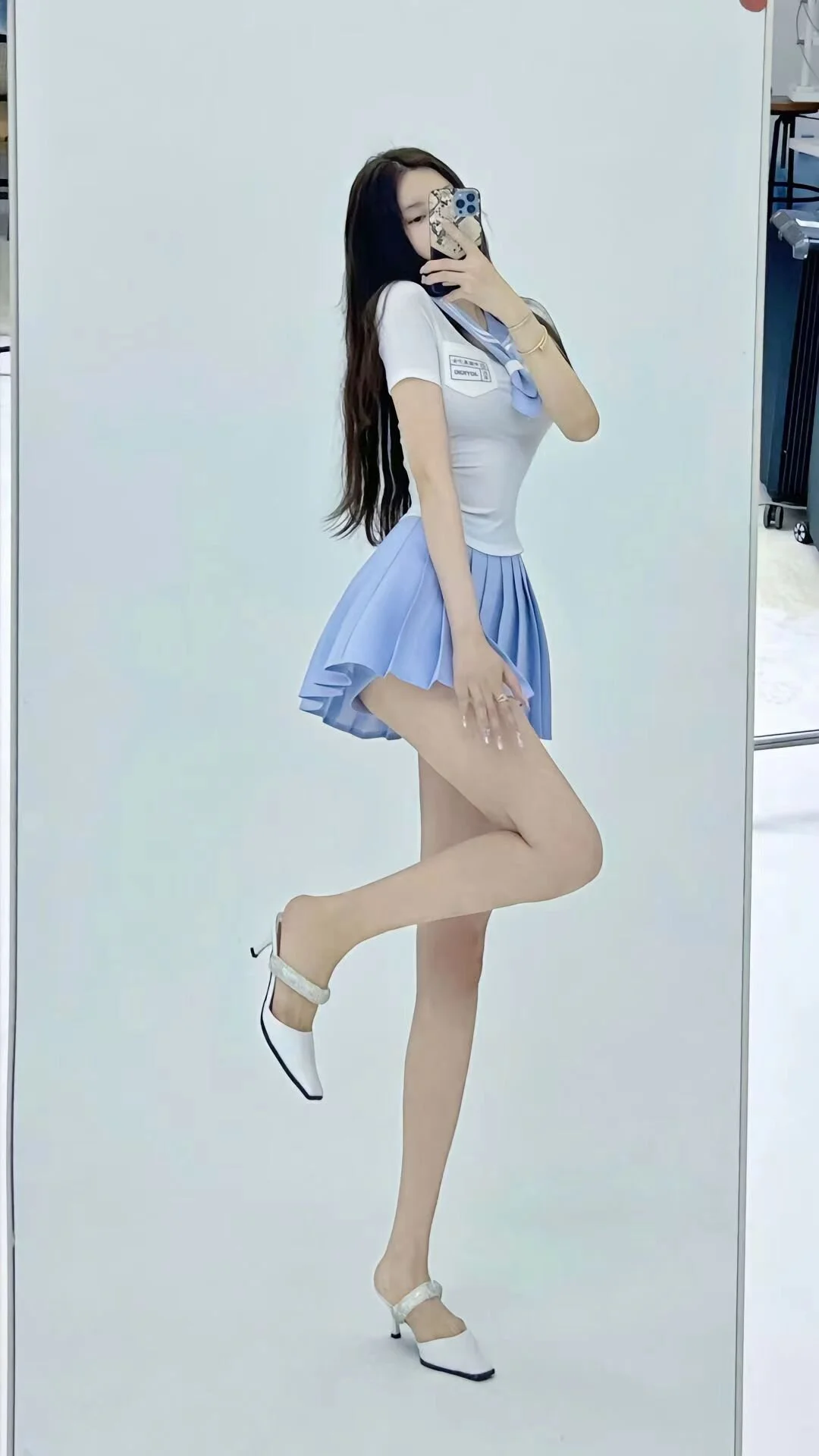 XXX Porn Photo of Nude Lvy--v 5