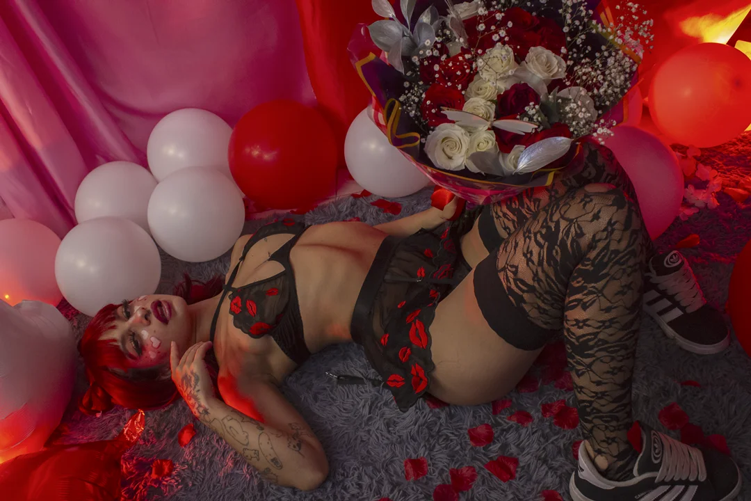 XXX Porn Photo of Nude larah_uwu 173