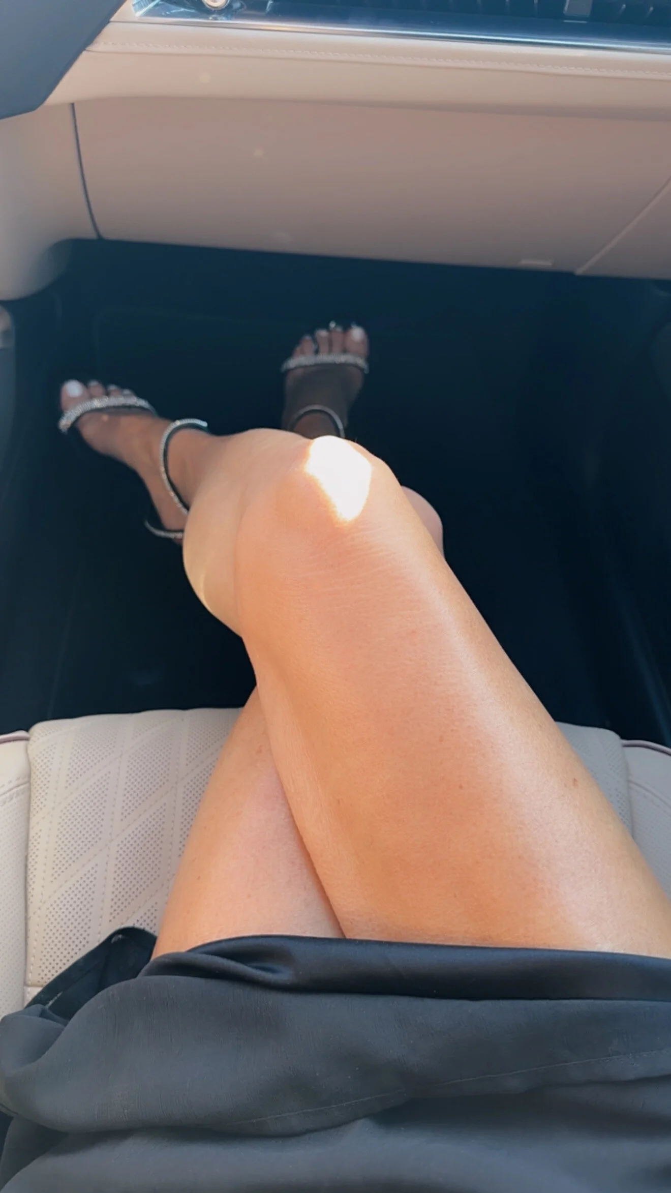 XXX Porn Photo of Nude Hot_Wife_Amber 3