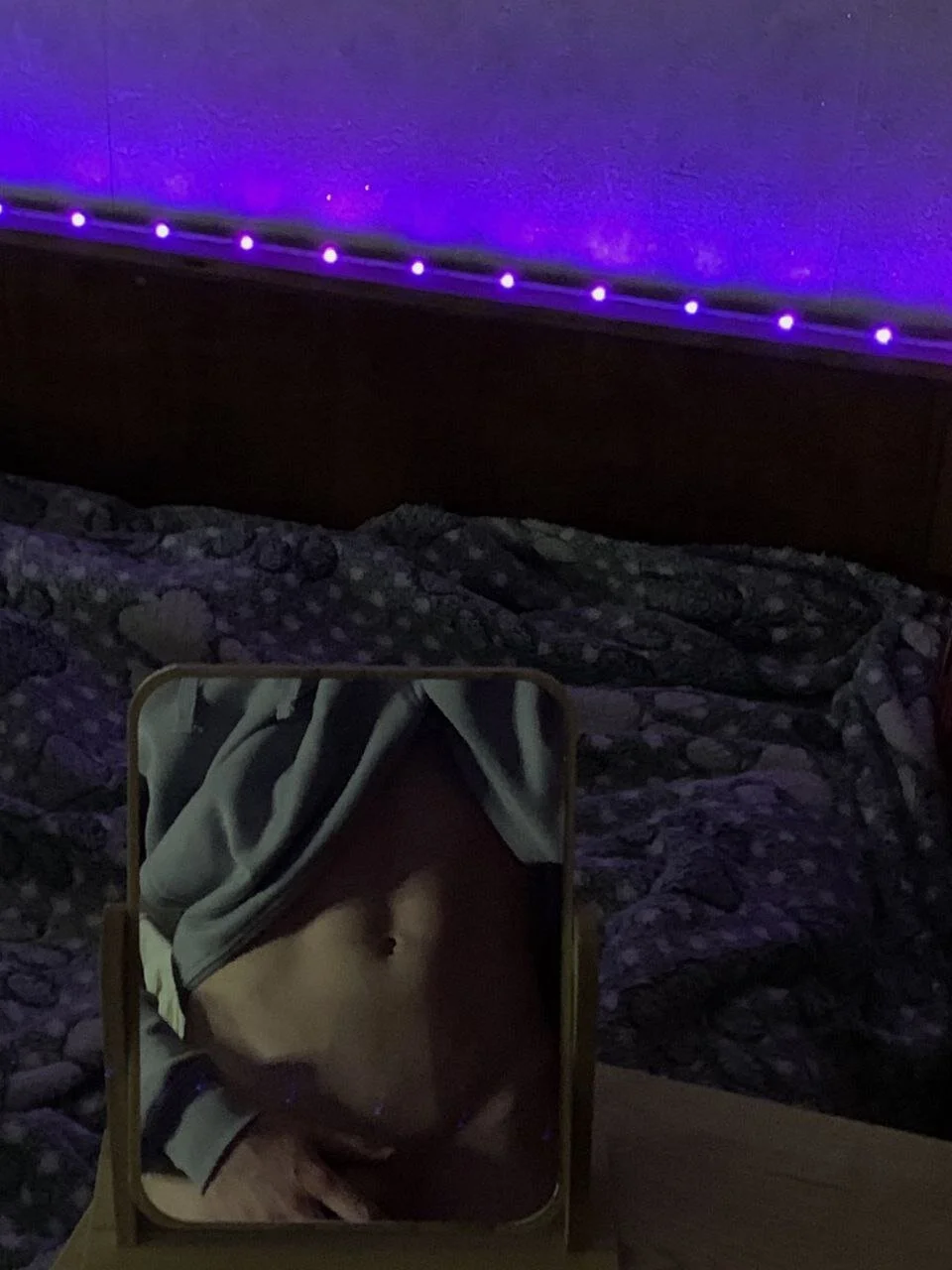 XXX Porn Photo of Nude Peach_boy1 25