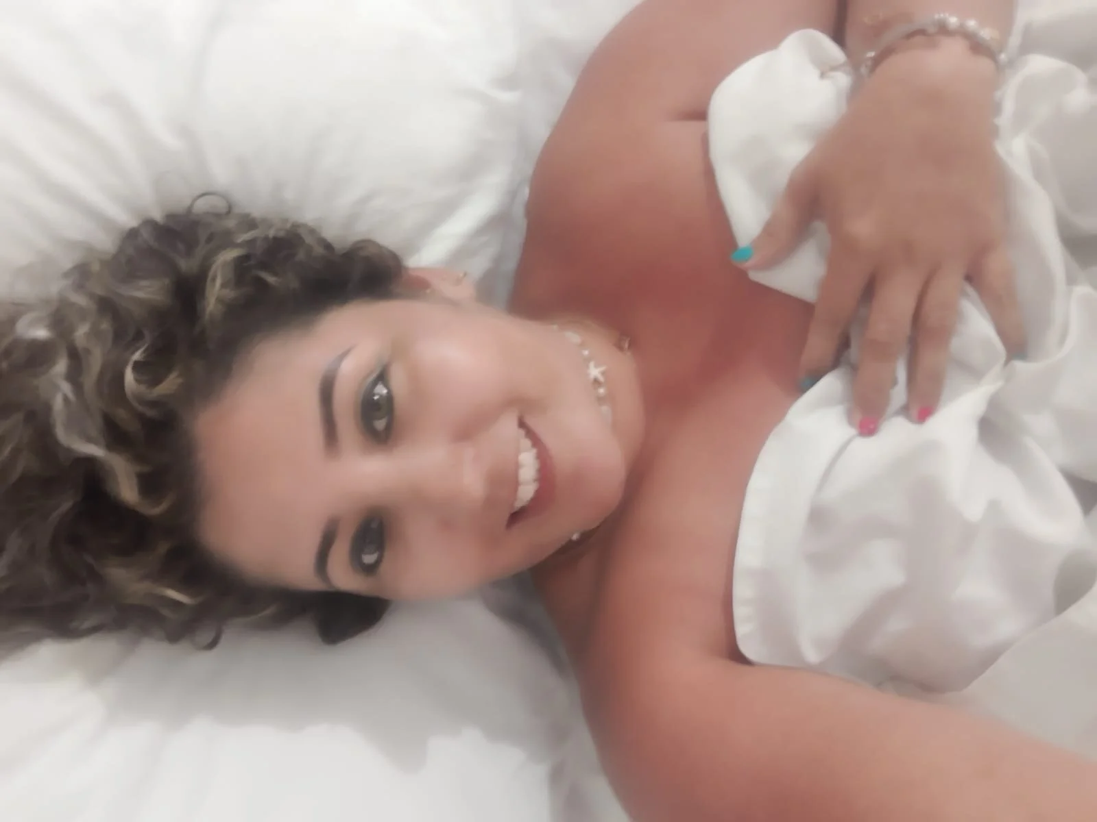XXX Porn Photo of Nude camile_milf 1177