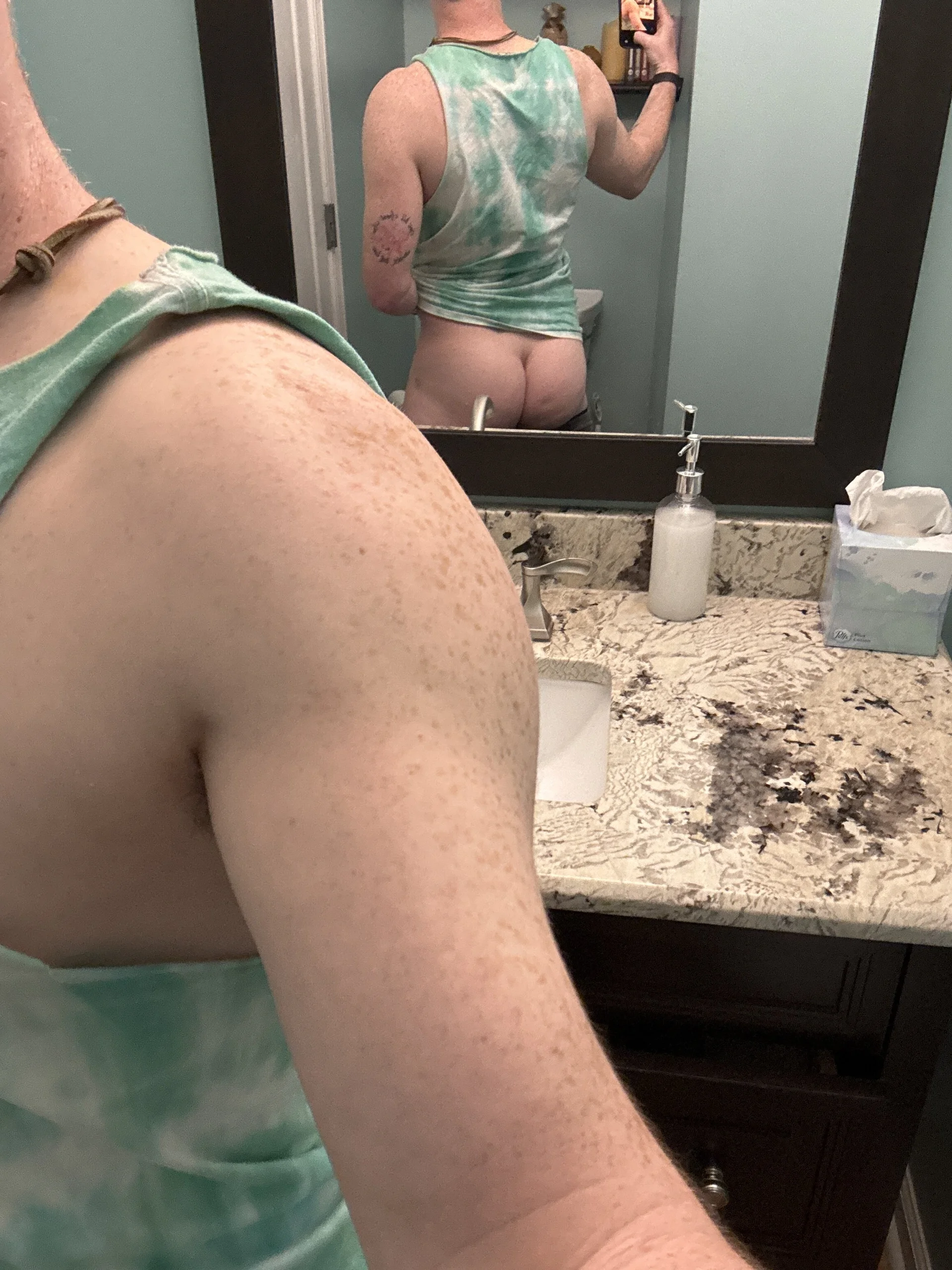 XXX Porn Photo of Nude CunningColm 2