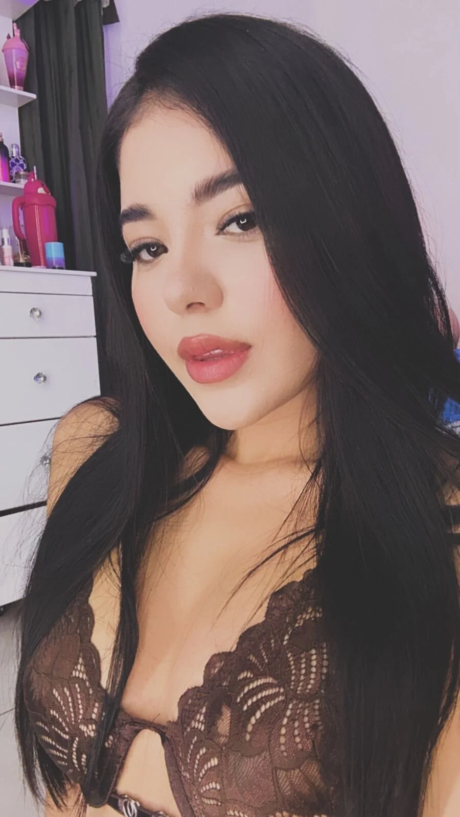 XXX Porn Photo of Nude daisy_bloomm 1