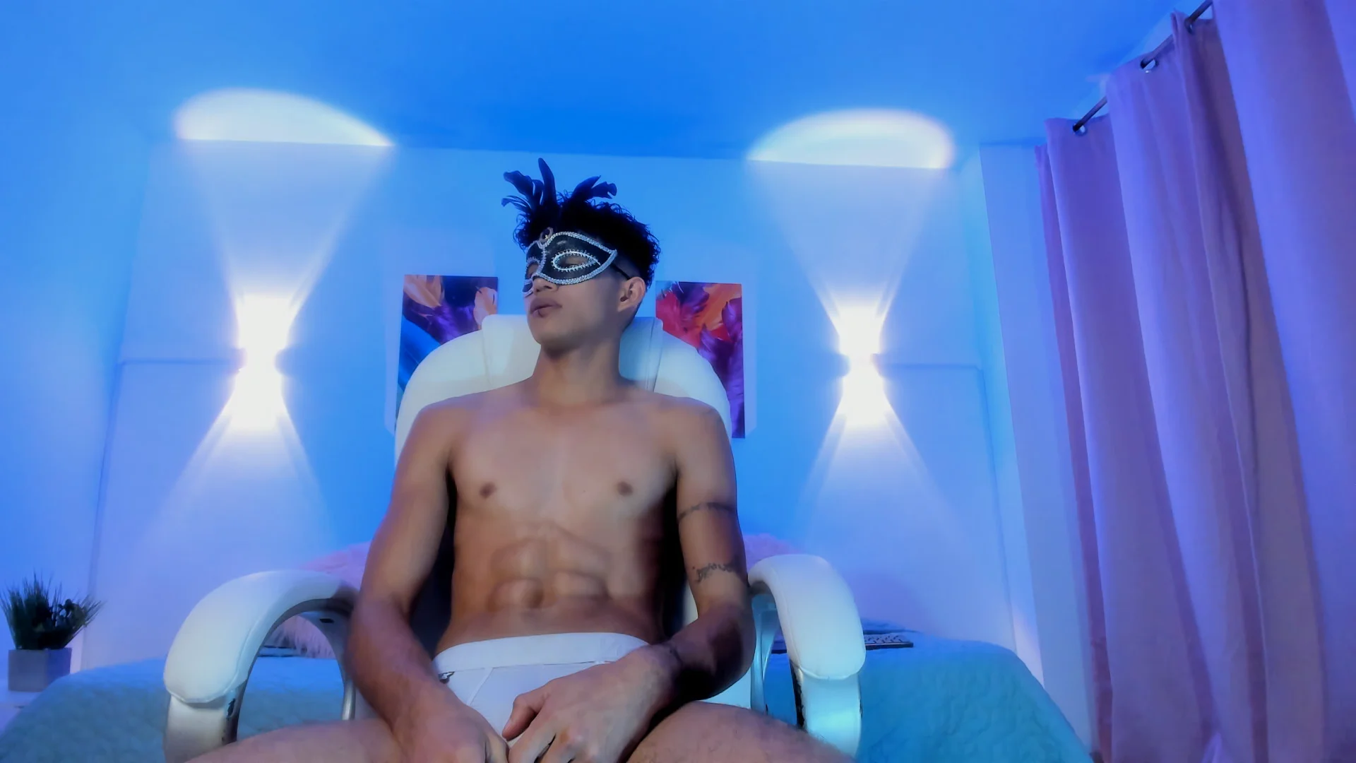 XXX Porn Photo of Nude KamiSuarez 14