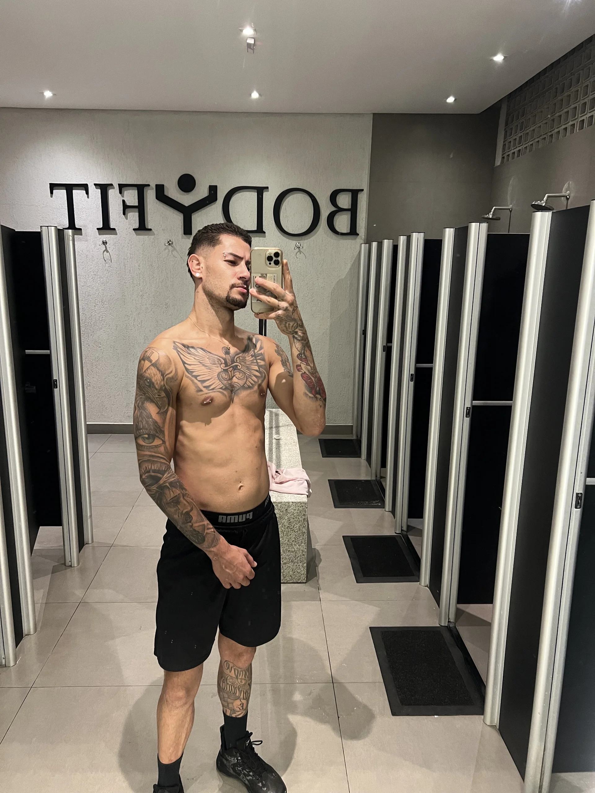 XXX Porn Photo of Nude Motobooy 4