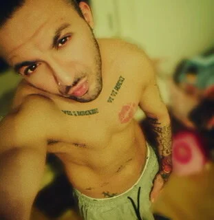 XXX Porn Photo of Nude X_MagicMello_X 19