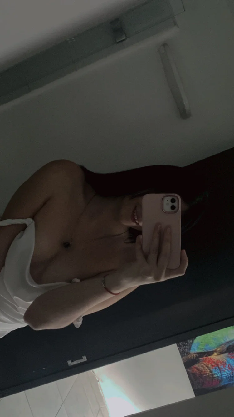 XXX Porn Photo of Nude acuarius888 104