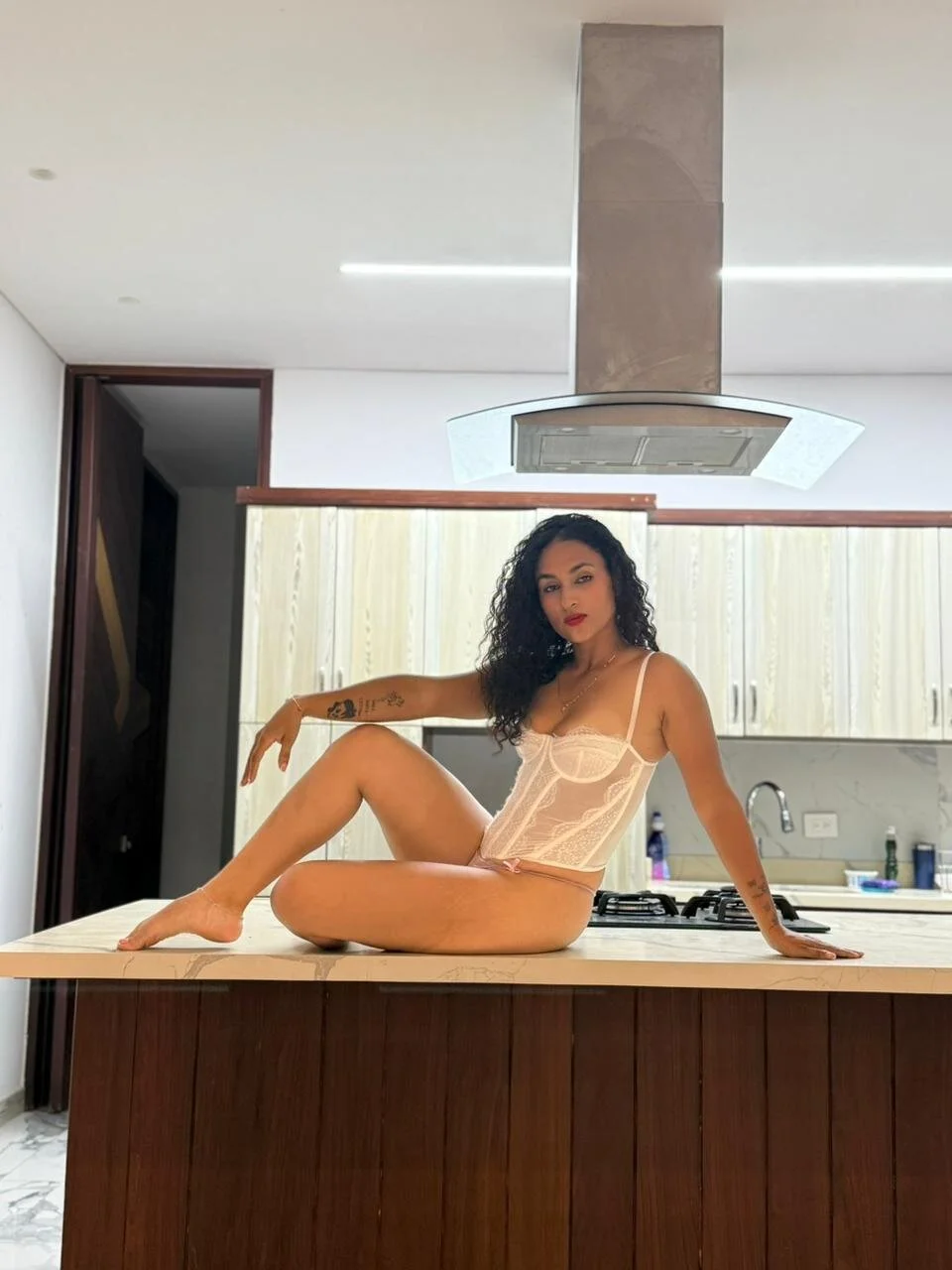 XXX Porn Photo of Nude Scarlett_Rose_7 5