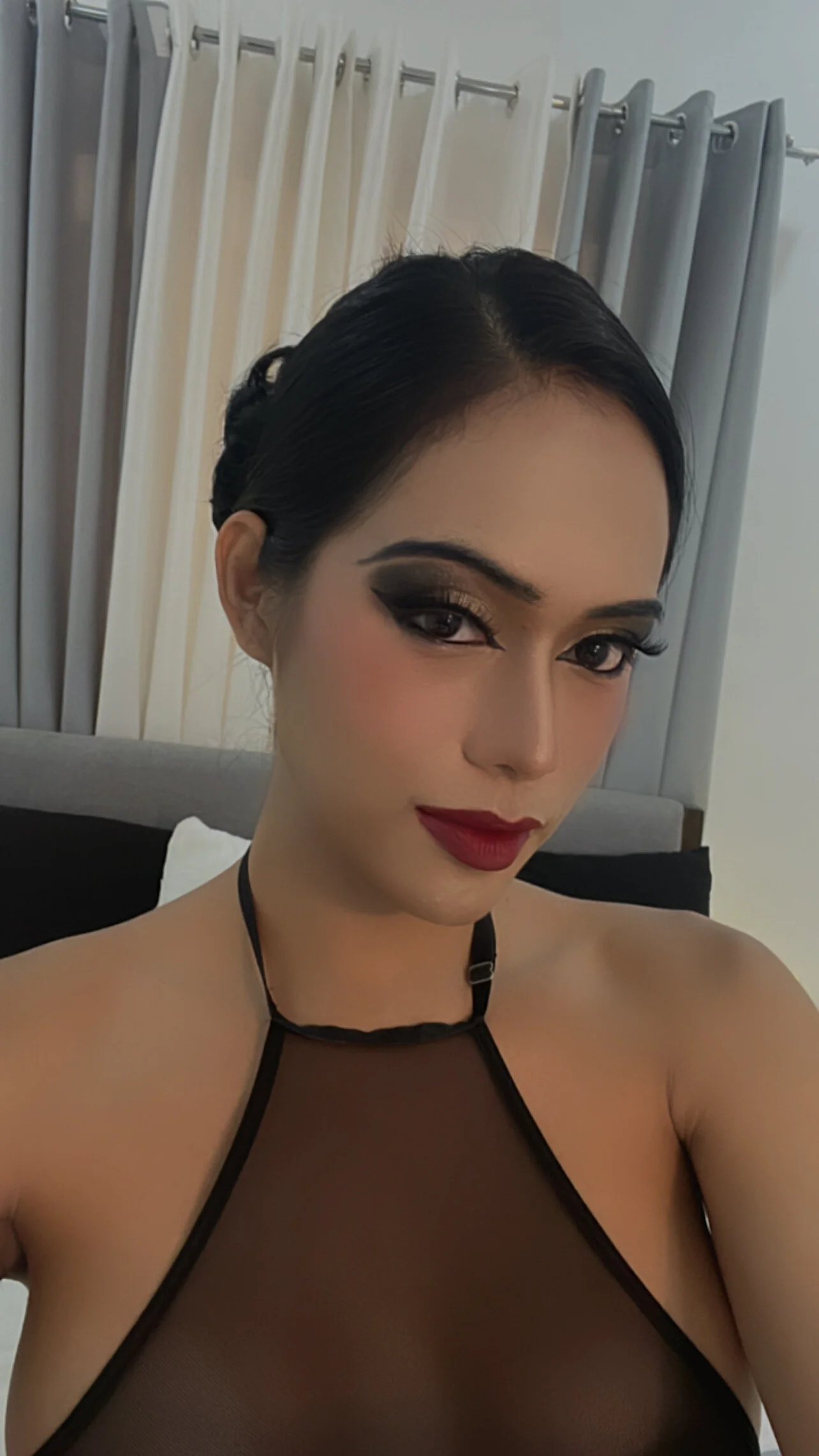 XXX Porn Photo of Nude VersatilePia 6