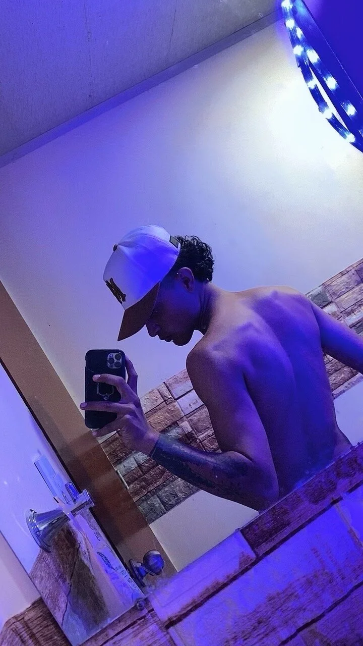 XXX Porn Photo of Nude Edward_Milleer 28