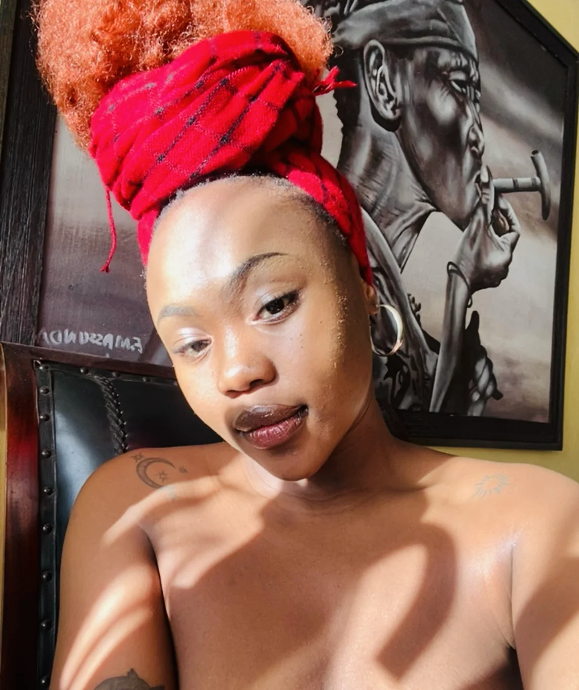 XXX Porn Photo of Nude BankssWithTheBenz 2