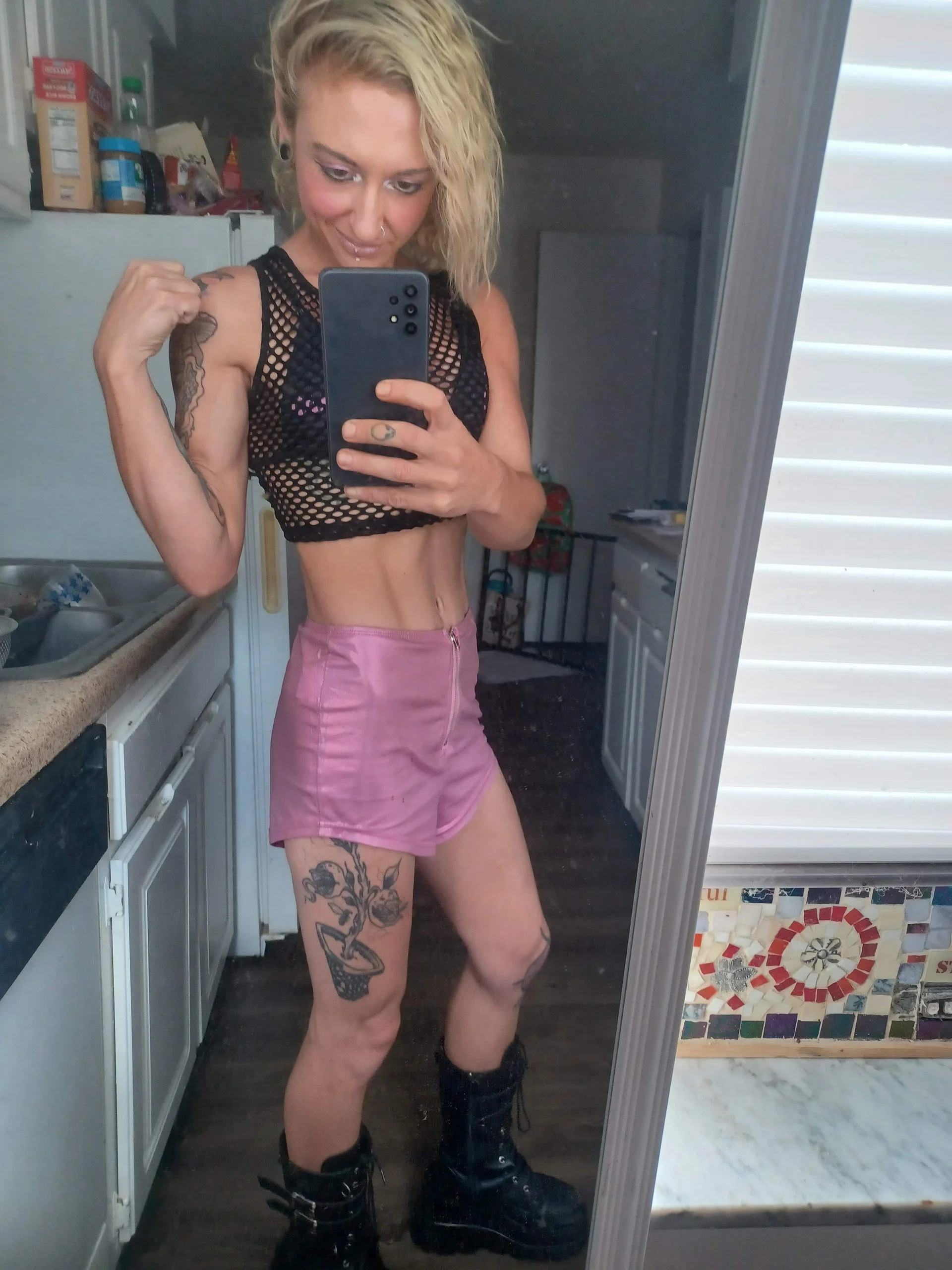 XXX Porn Photo of Nude MissManic666 8