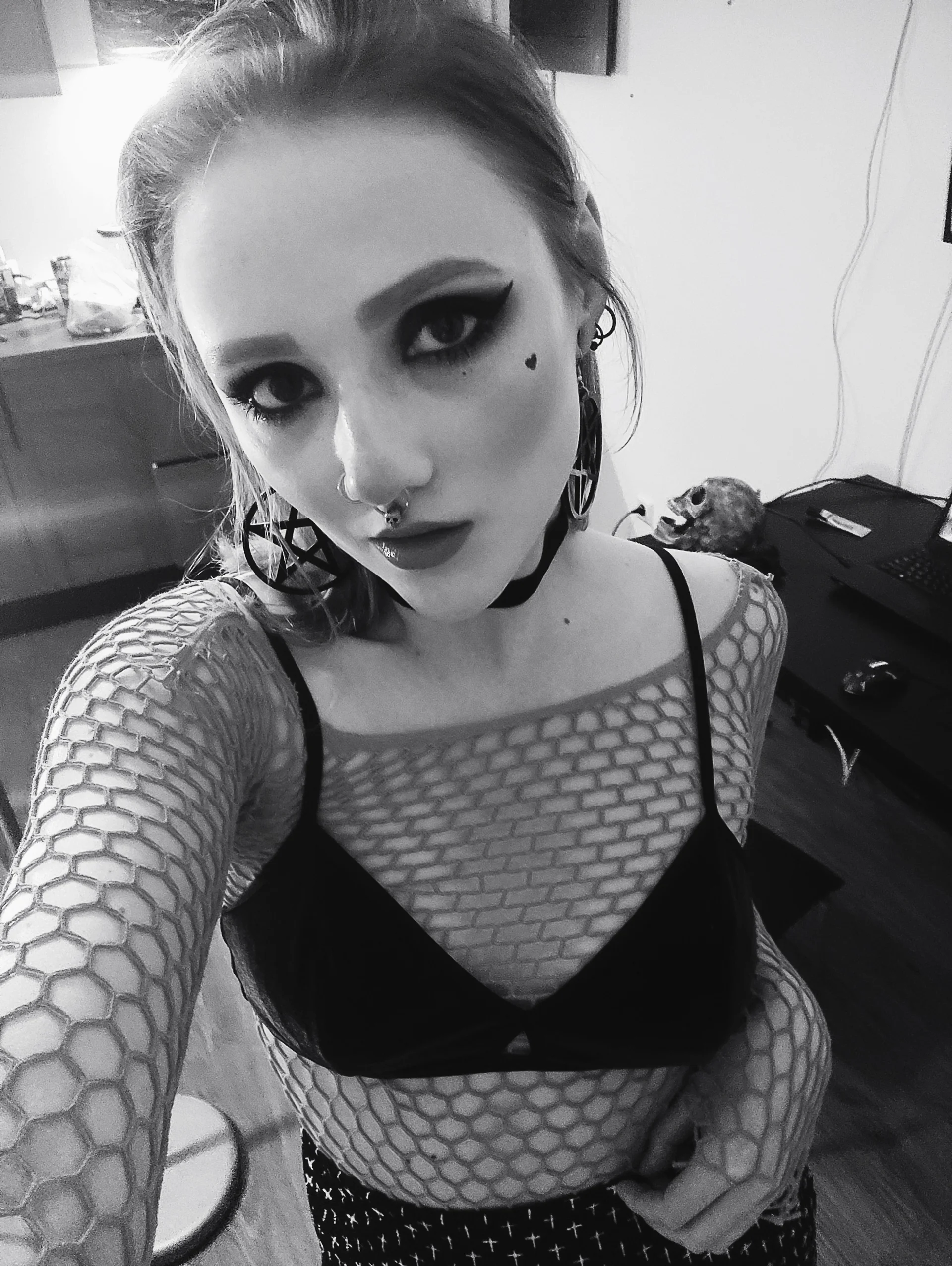 XXX Porn Photo of Nude YourDyingBride 11