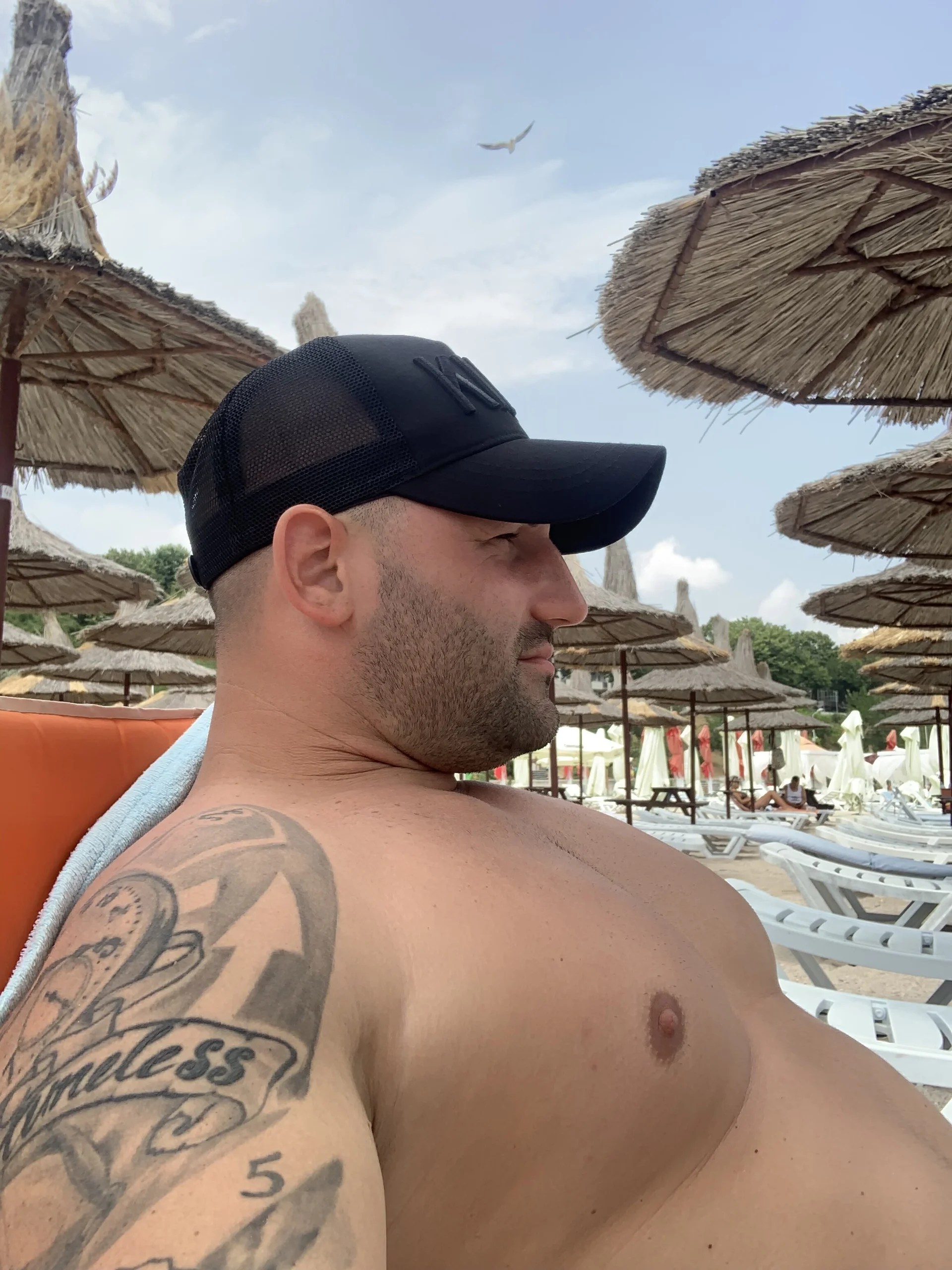 XXX Porn Photo of Nude moonjoey 6