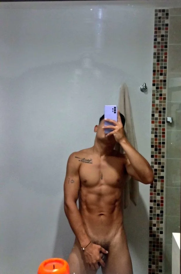 XXX Porn Photo of Nude blorelopez 21