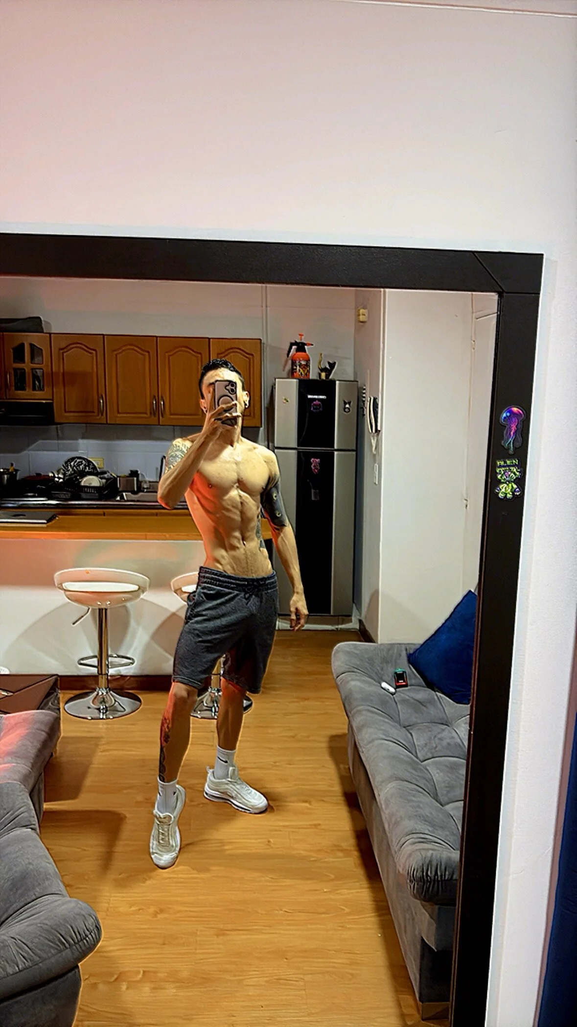 XXX Porn Photo of Nude aaronswt 11