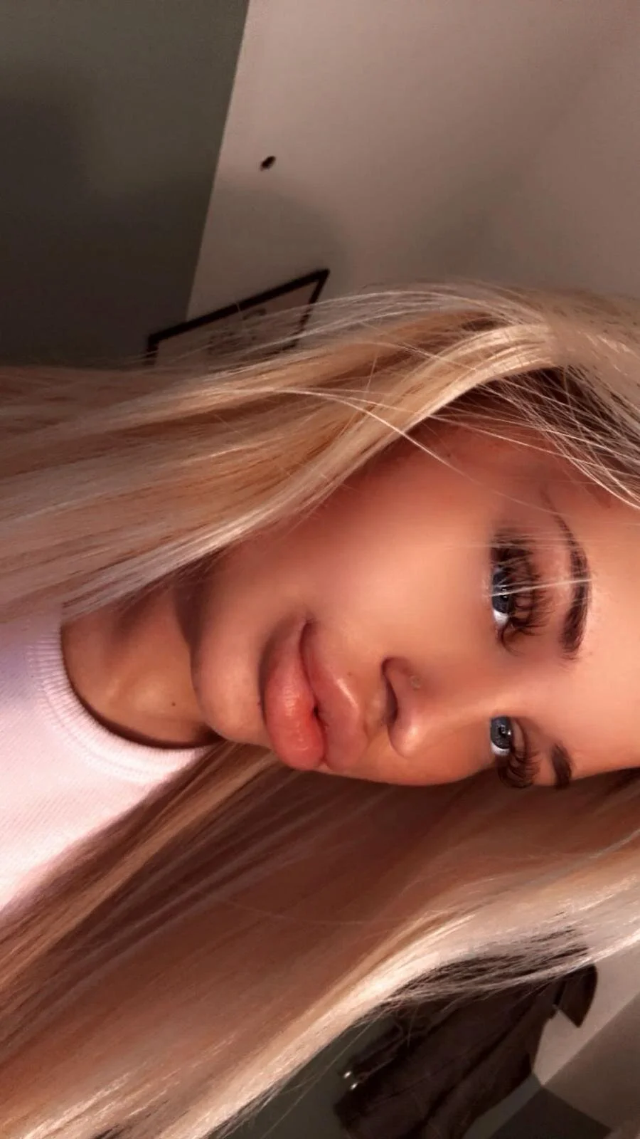 XXX Porn Photo of Nude Blondemysteryy 2