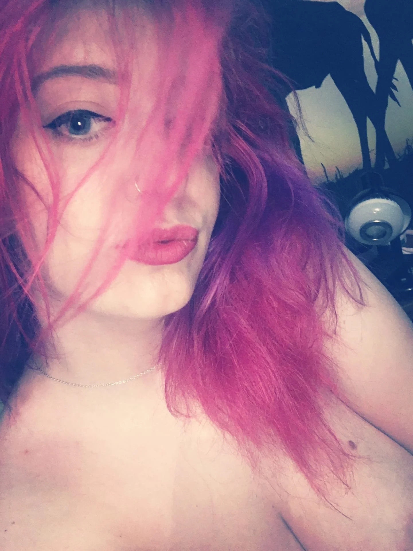 XXX Porn Photo of Nude pinkbow 9