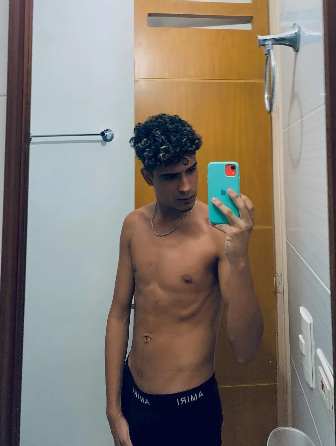 XXX Porn Photo of Nude exotic_boysxx 60