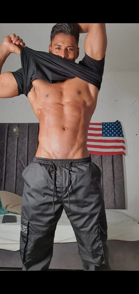 XXX Porn Photo of Nude ken__owens 33