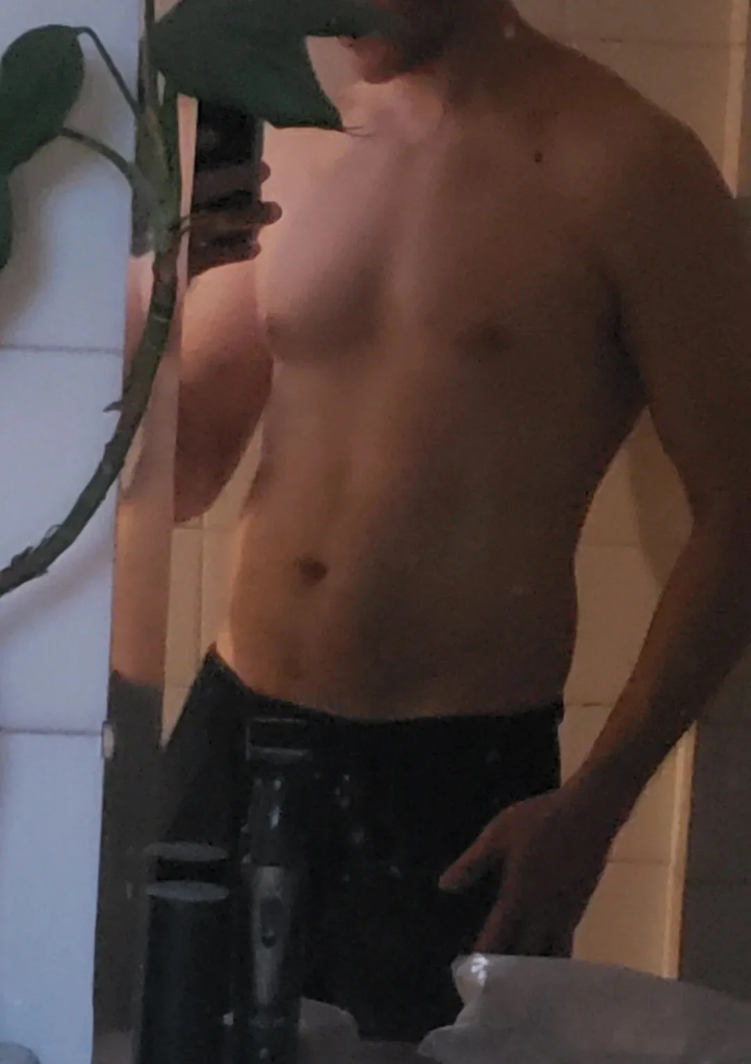 XXX Porn Photo of Nude girthleo 4