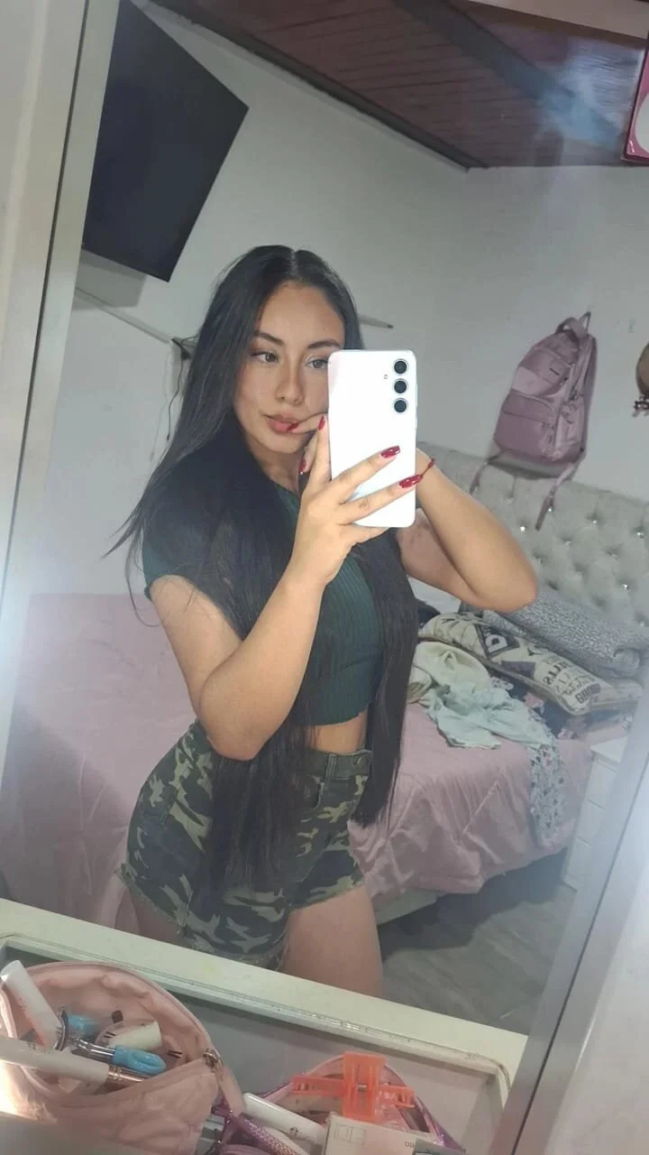 XXX Porn Photo of Nude lola_pink17 5