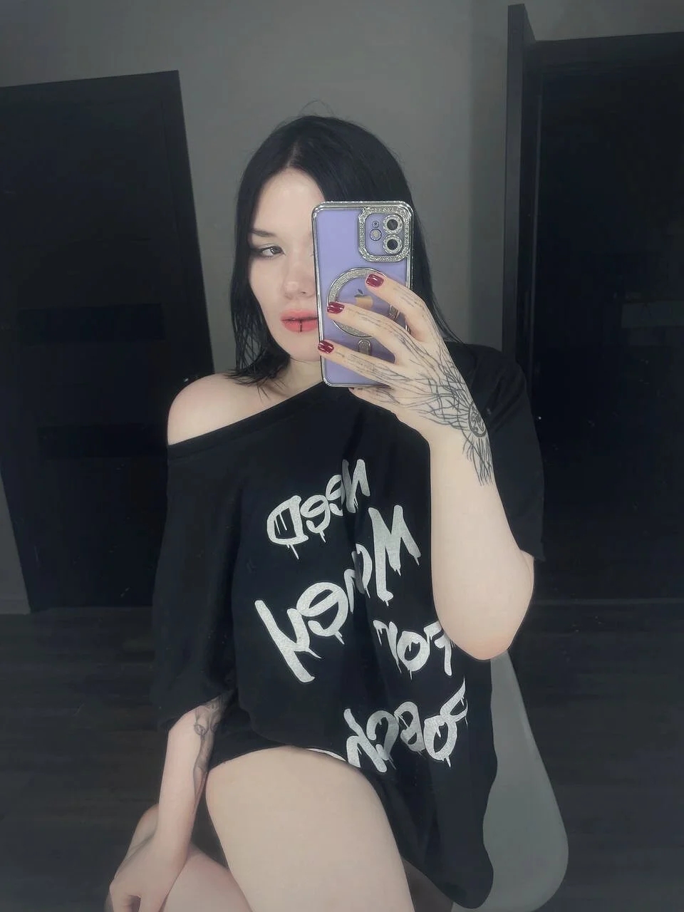 XXX Porn Photo of Nude boob-lick 57