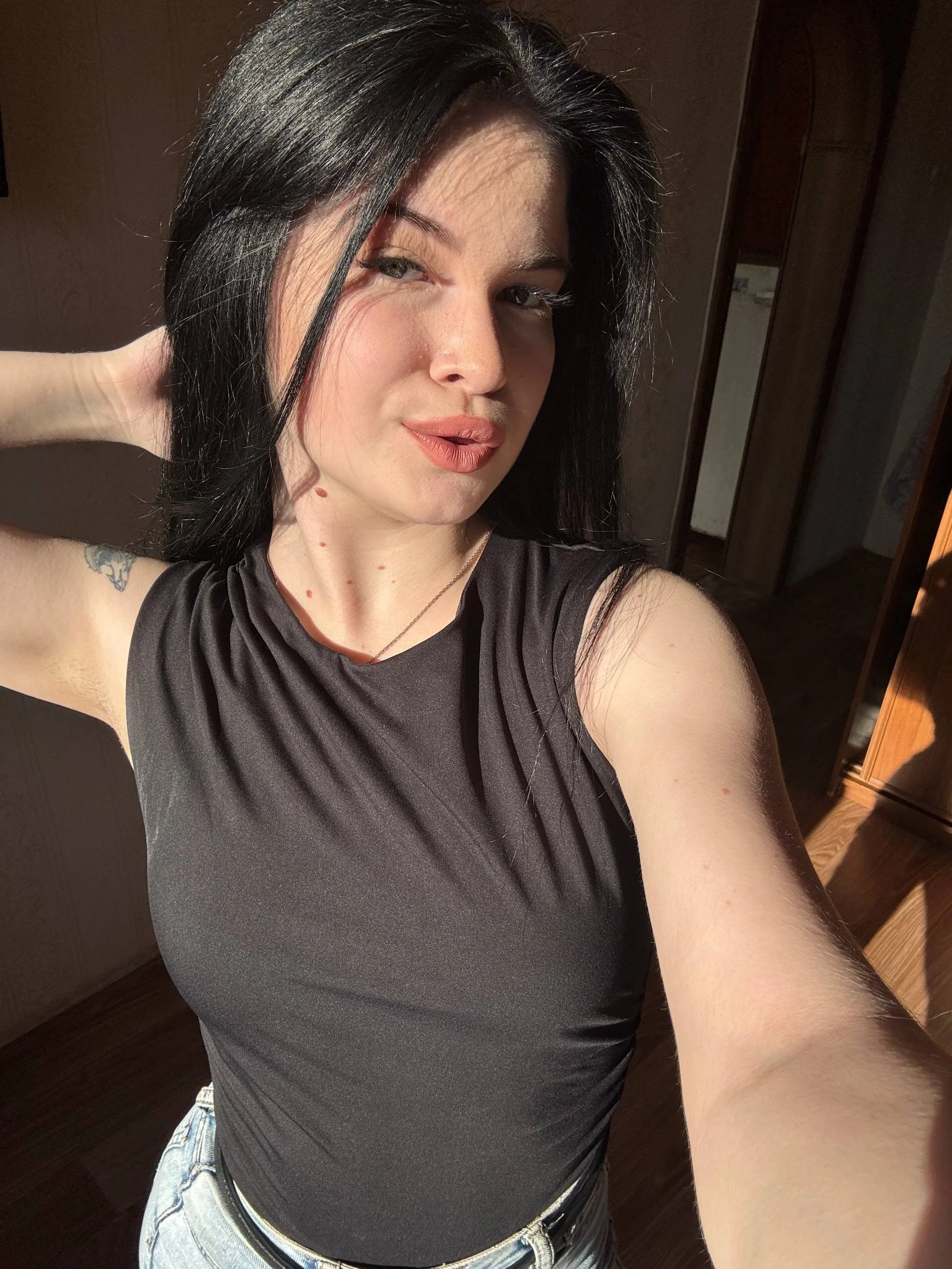 XXX Porn Photo of Nude BellaLuxury 1