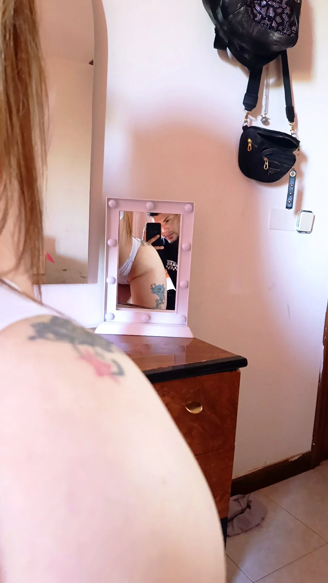 XXX Porn Photo of Nude LoveConnectionLive 2