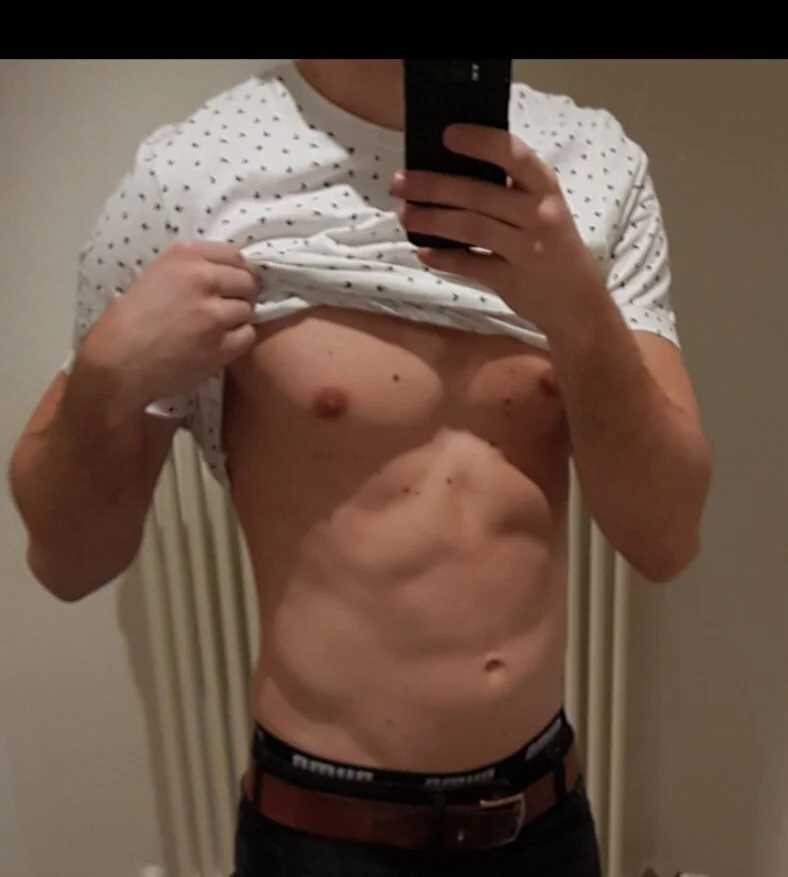 XXX Porn Photo of Nude thesmiledoc 7