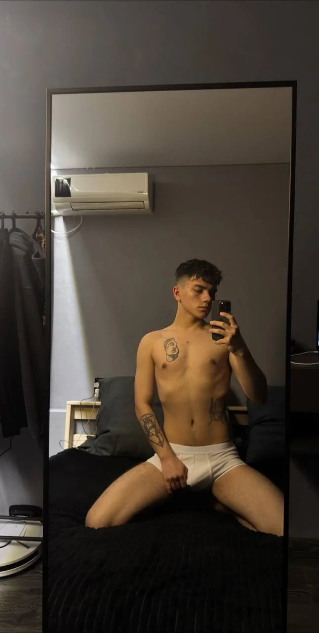 XXX Porn Photo of Nude MaxWoolf 26