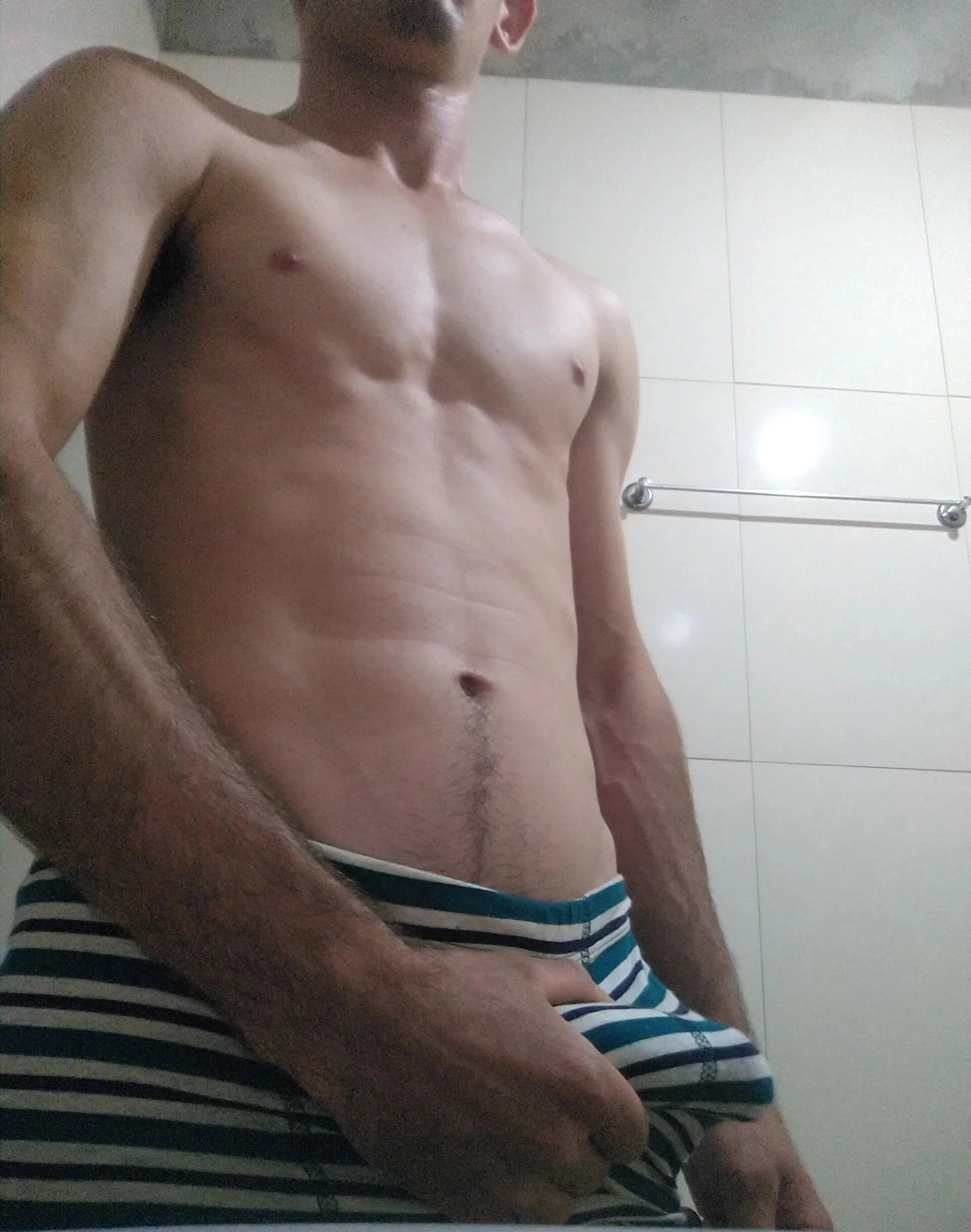 XXX Porn Photo of Nude Max_novato 1