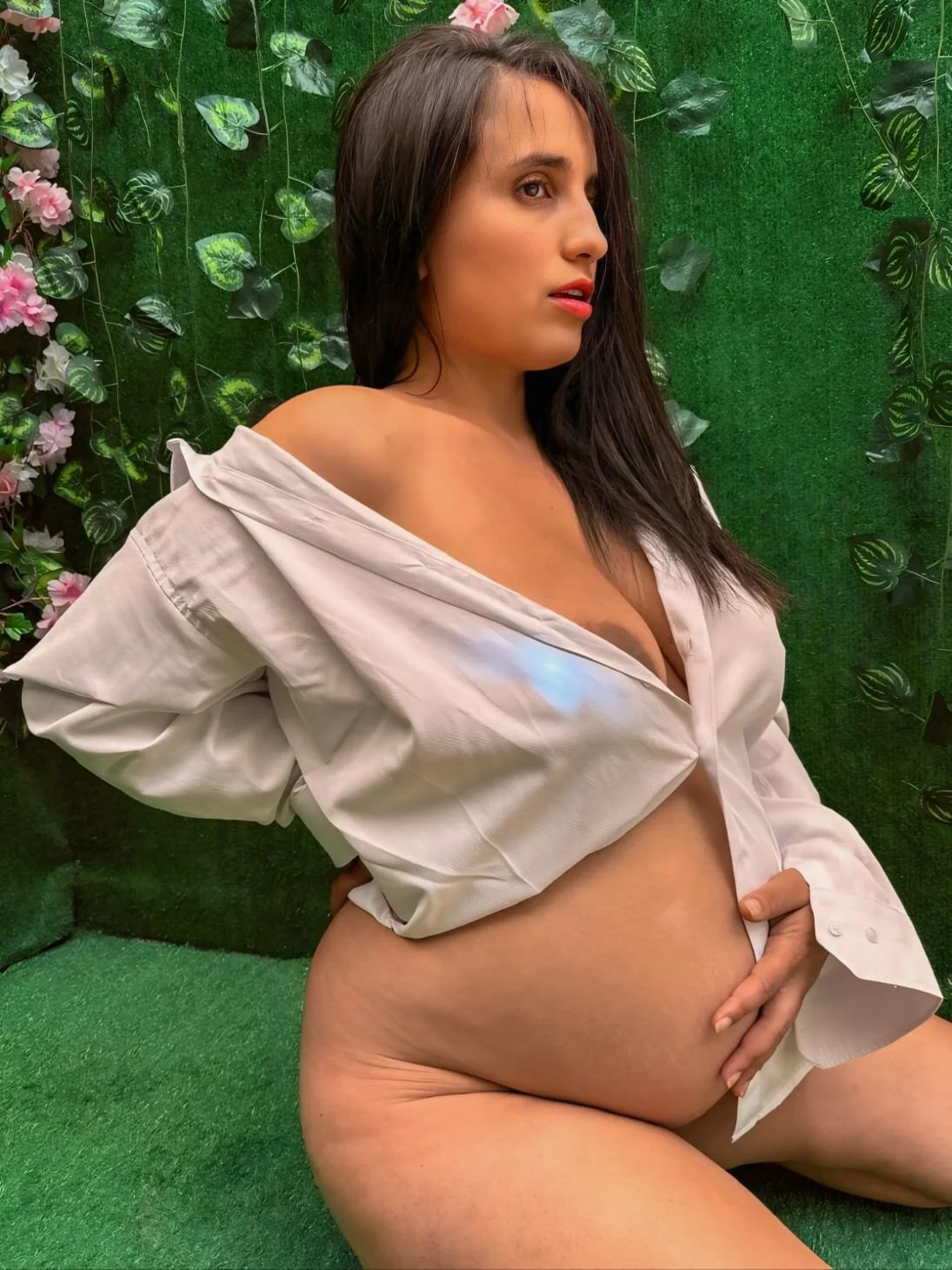 XXX Porn Photo of Nude missparis_op 1