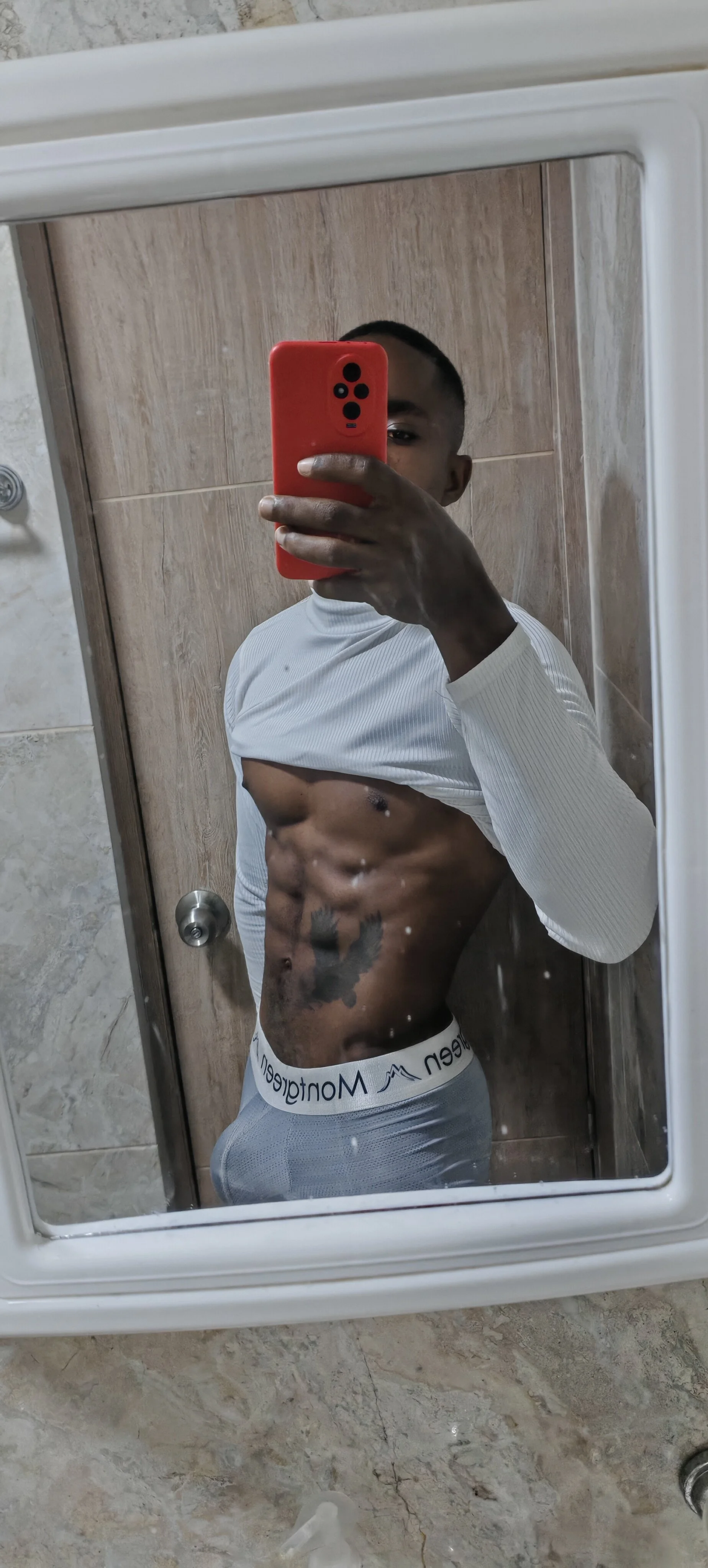 XXX Porn Photo of Nude liambolt 2