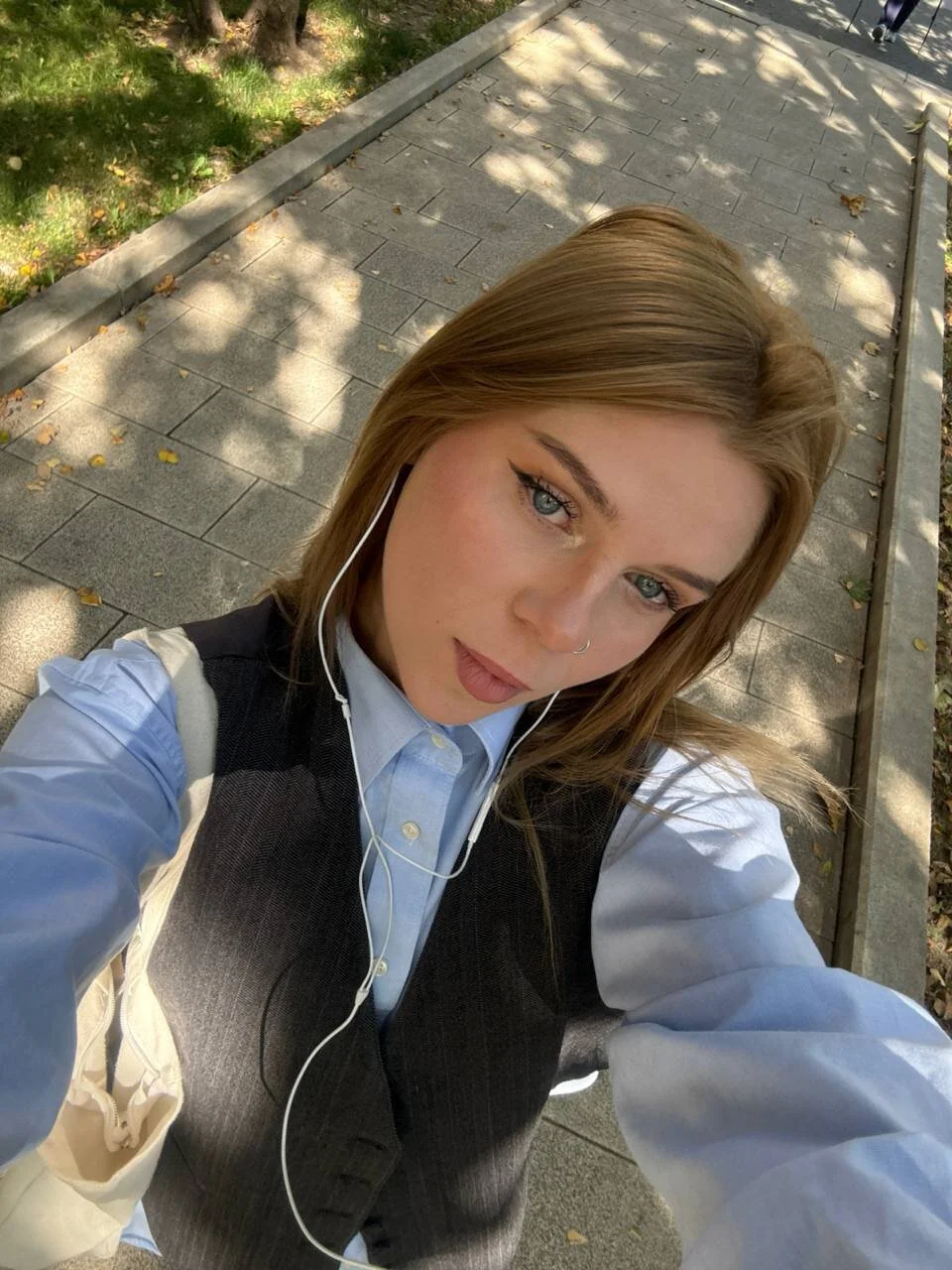 XXX Porn Photo of Nude LisaGinder 4
