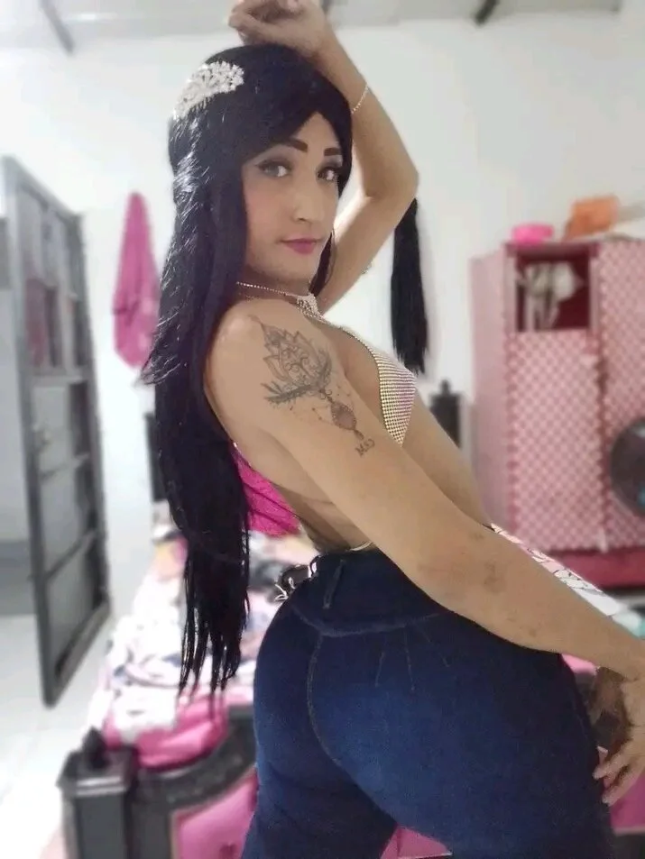 XXX Porn Photo of Nude TRANS_COLOMBIA 196