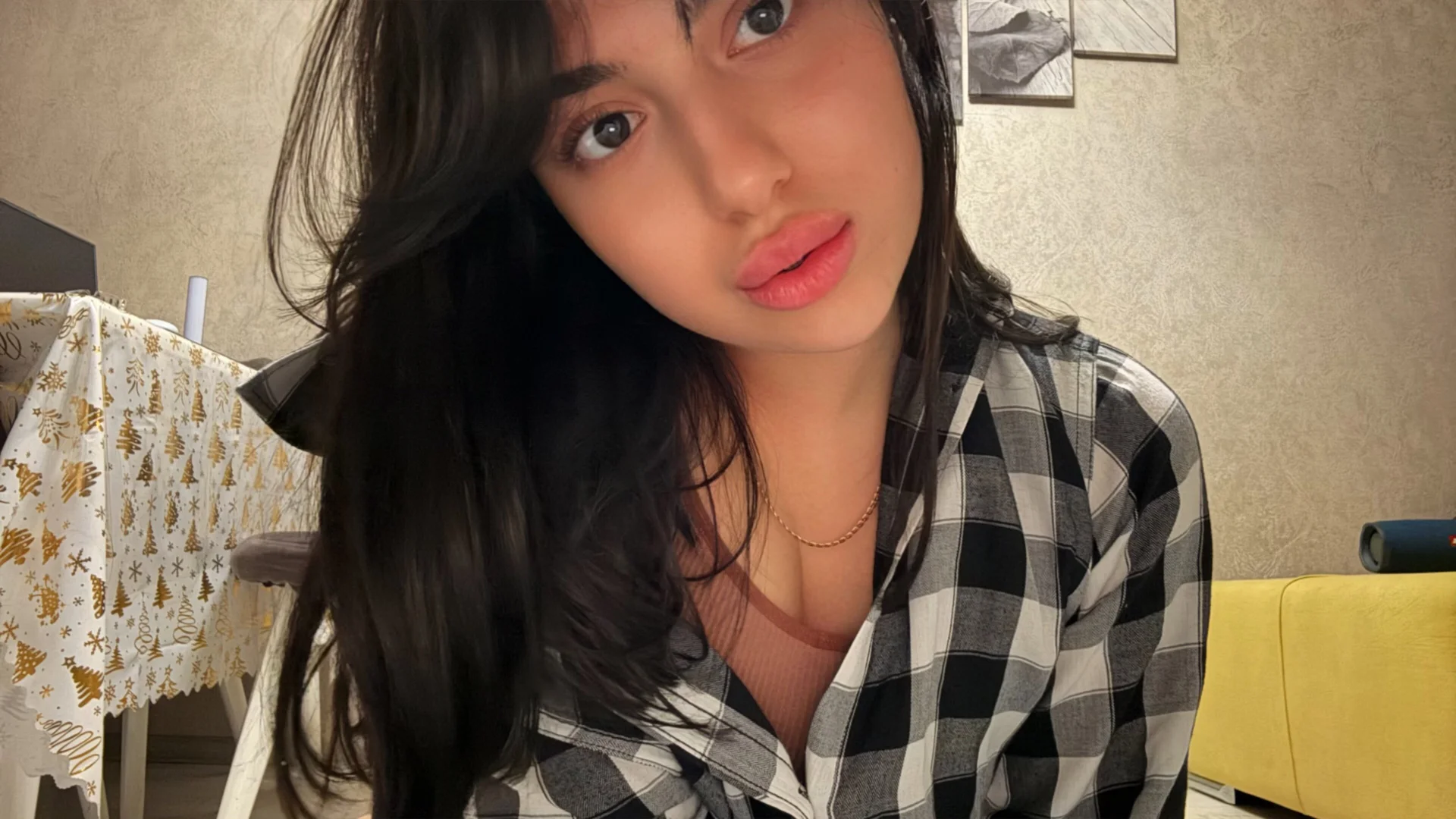 XXX Porn Photo of Nude Tasty_NoraX 21