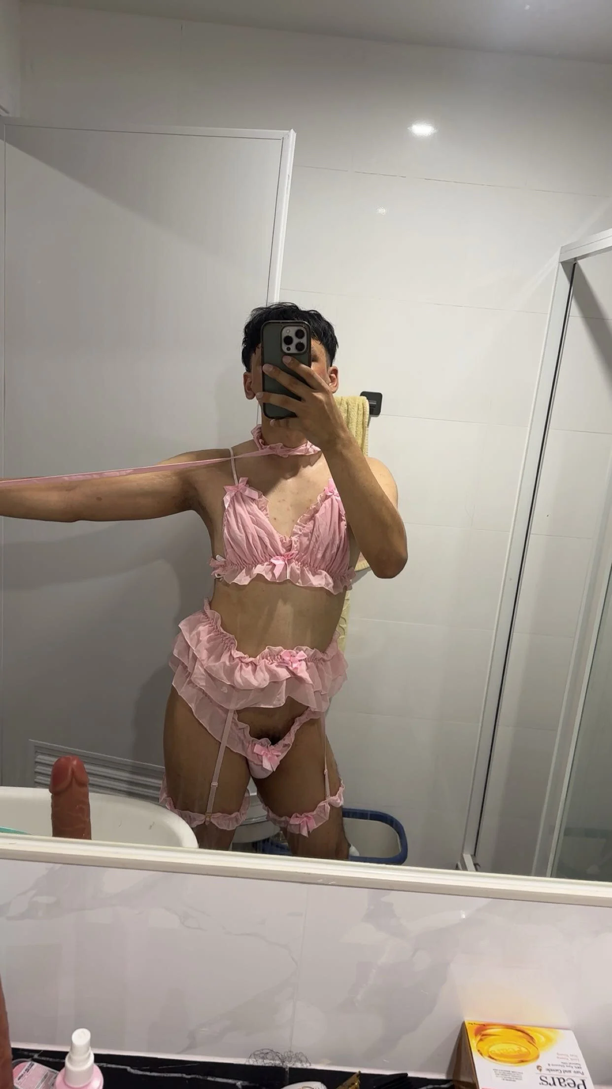 XXX Porn Photo of Nude femboihung 6