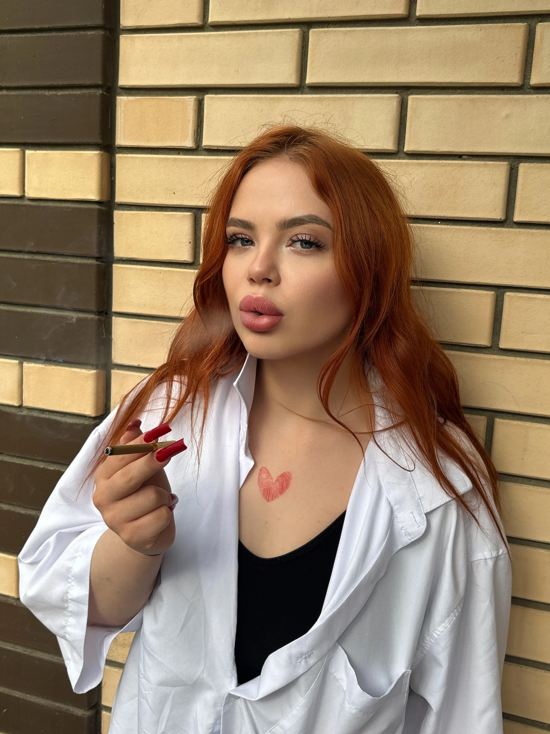 XXX Porn Photo of Nude RedheadQueen_ 17