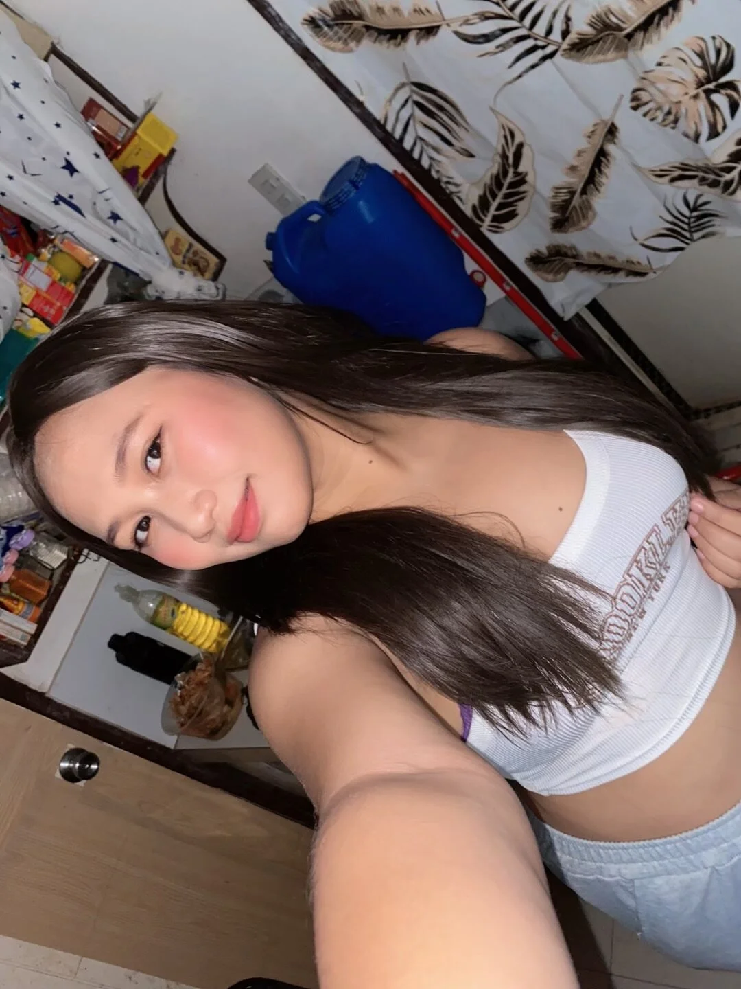 XXX Porn Photo of Nude LeiPrettySlut05 5