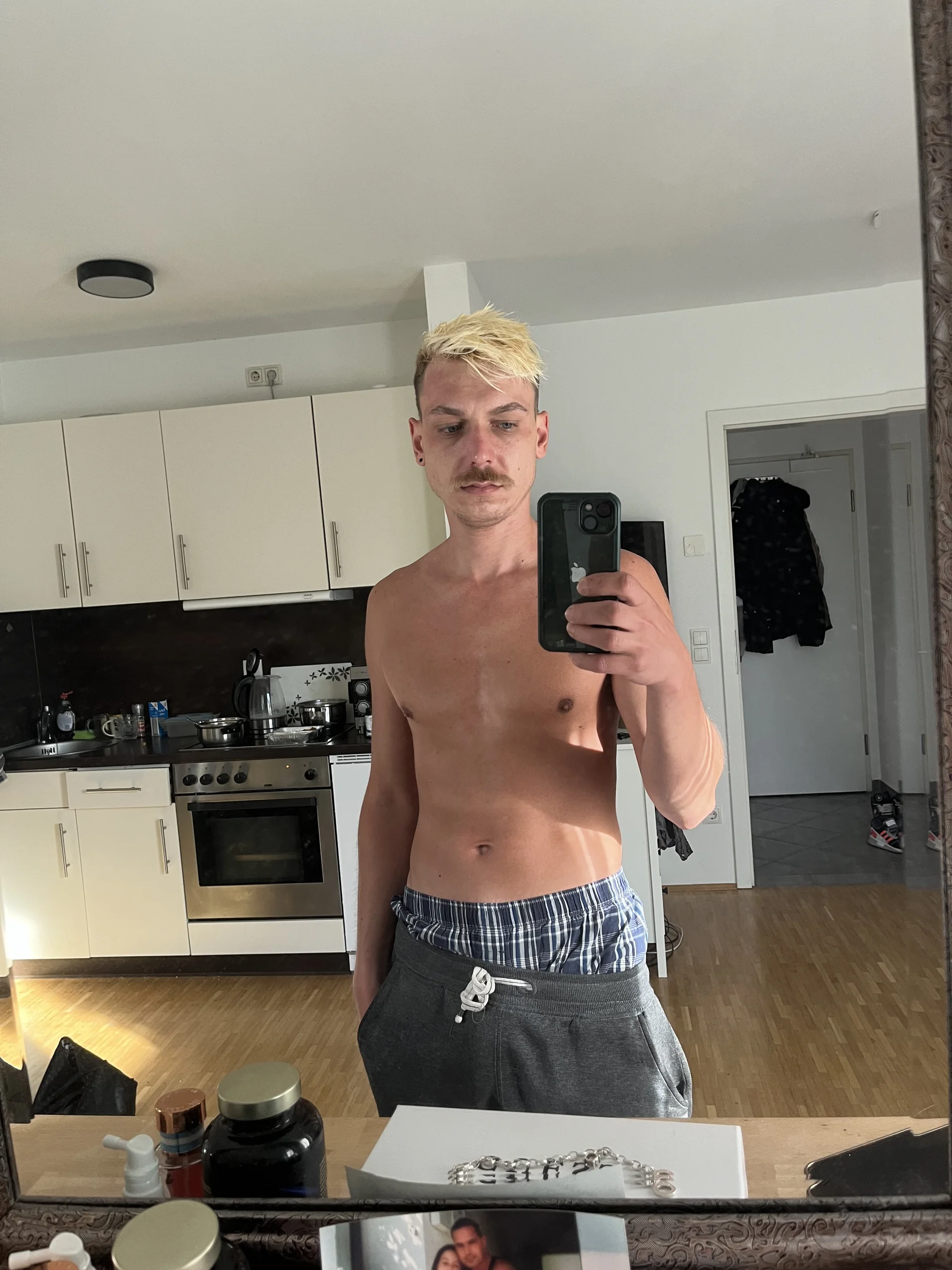 XXX Porn Photo of Nude PitchyActive 1