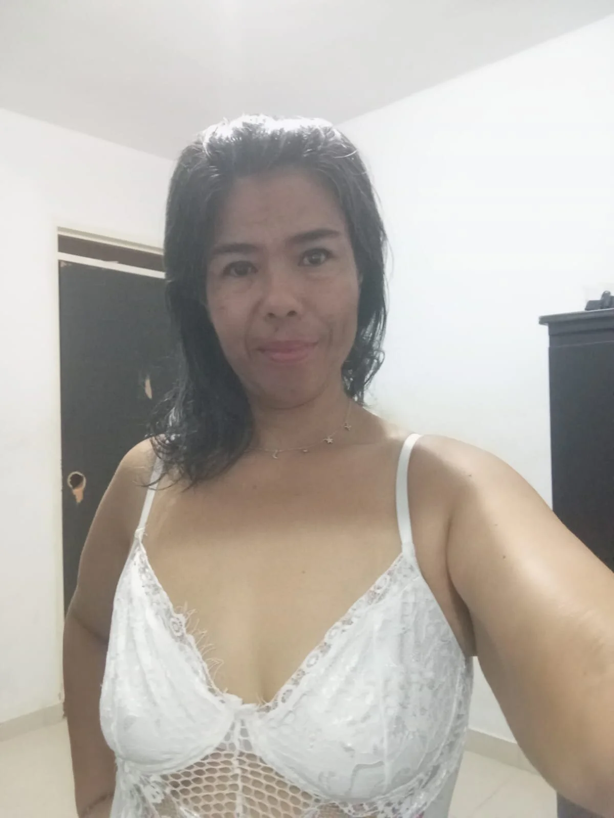 XXX Porn Photo of Nude cinderella_jackson 19