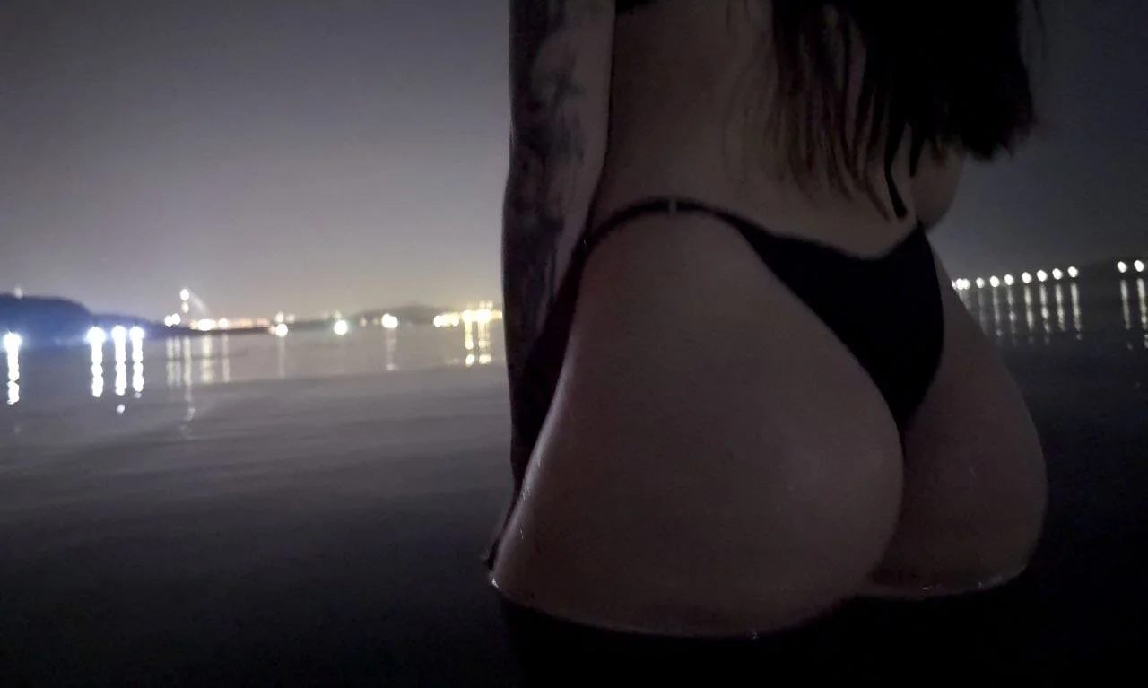 XXX Porn Photo of Nude Alanna_Pow 33